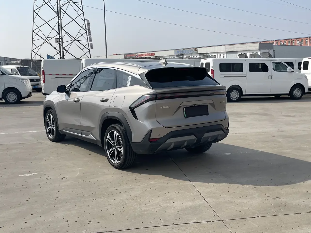 Geely Galaxy L7