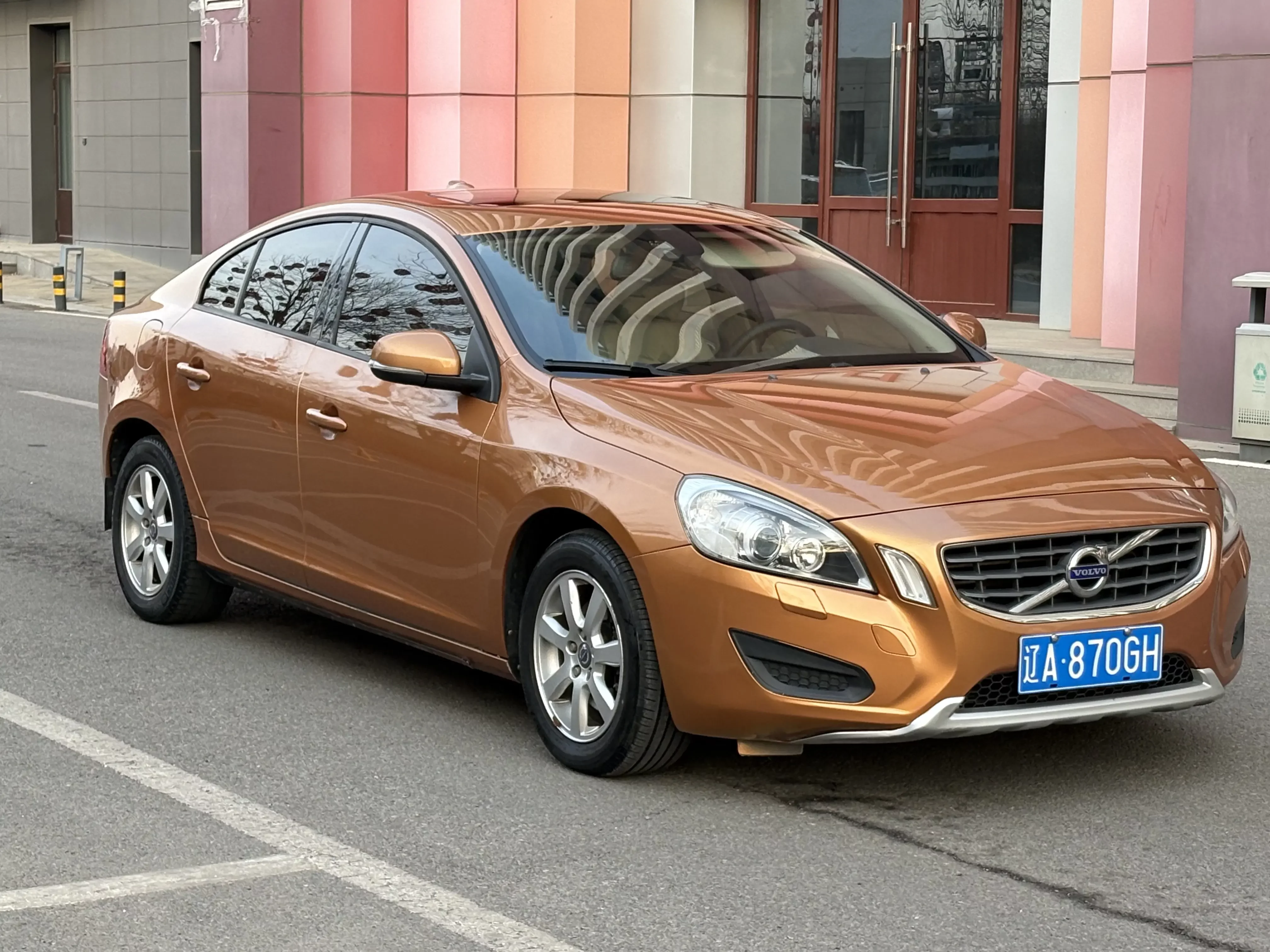 Volvo S60