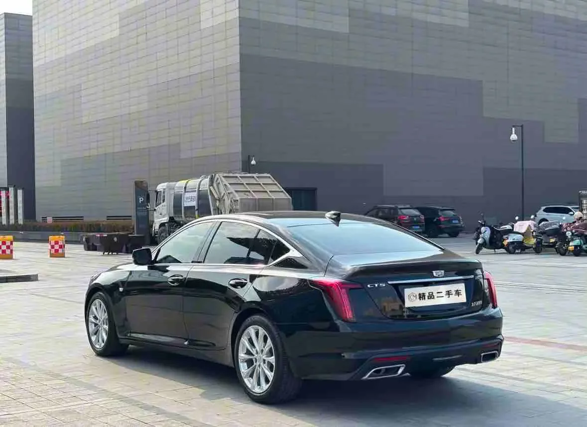Cadillac CT5