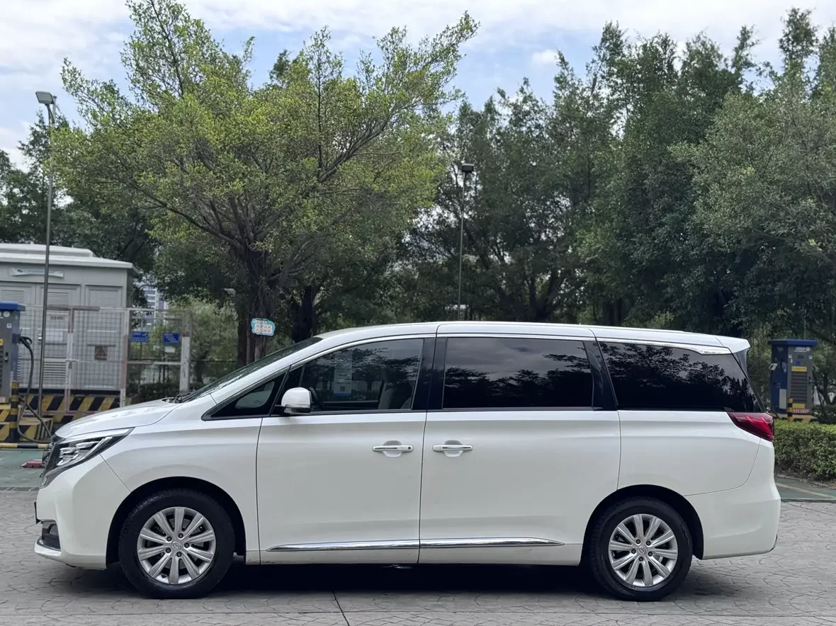 GAC Trumpchi M8