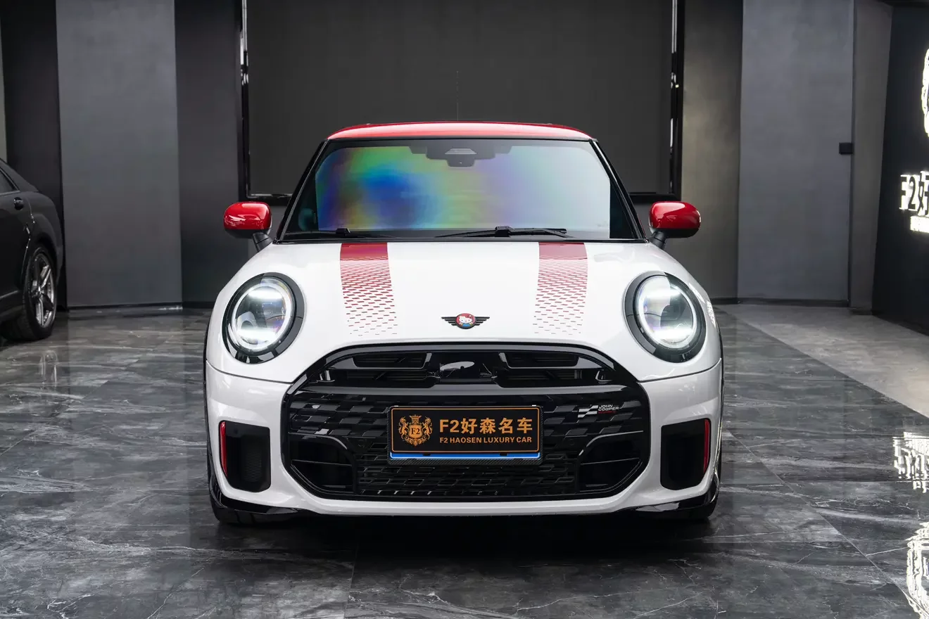 MINI JCW