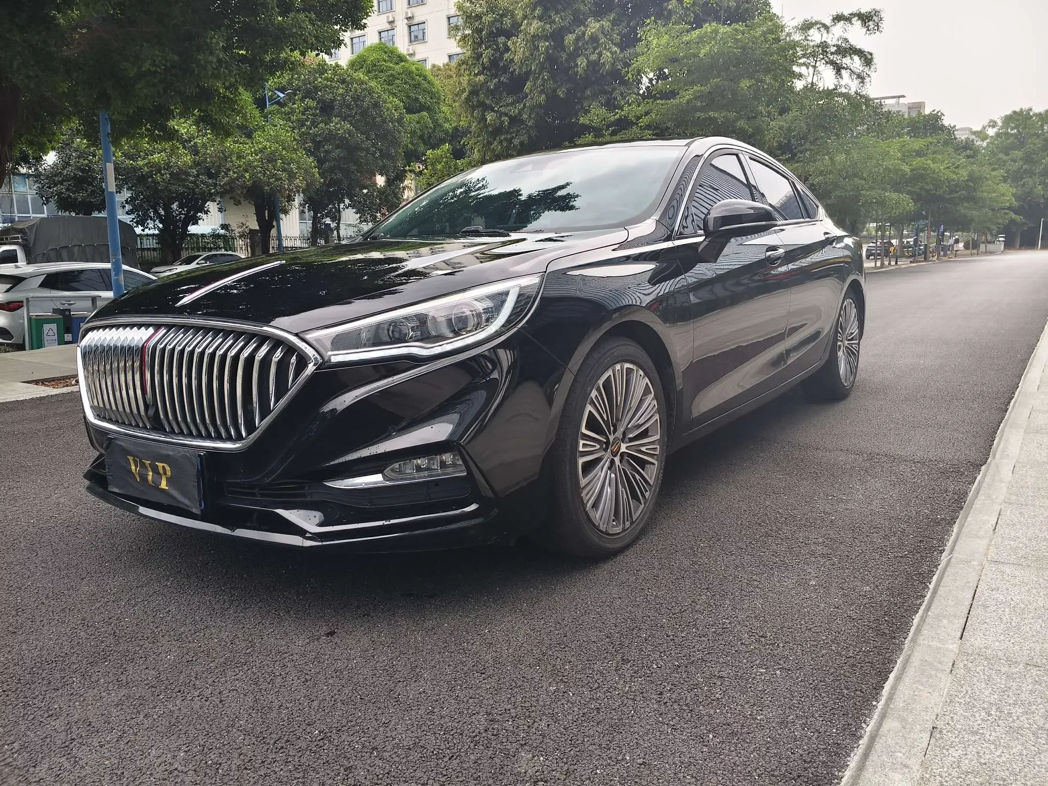 Hongqi H5 classic