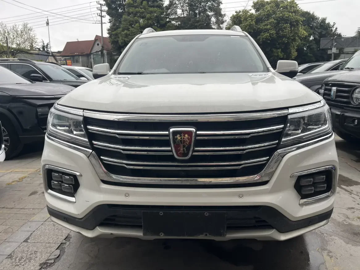 Roewe RX8