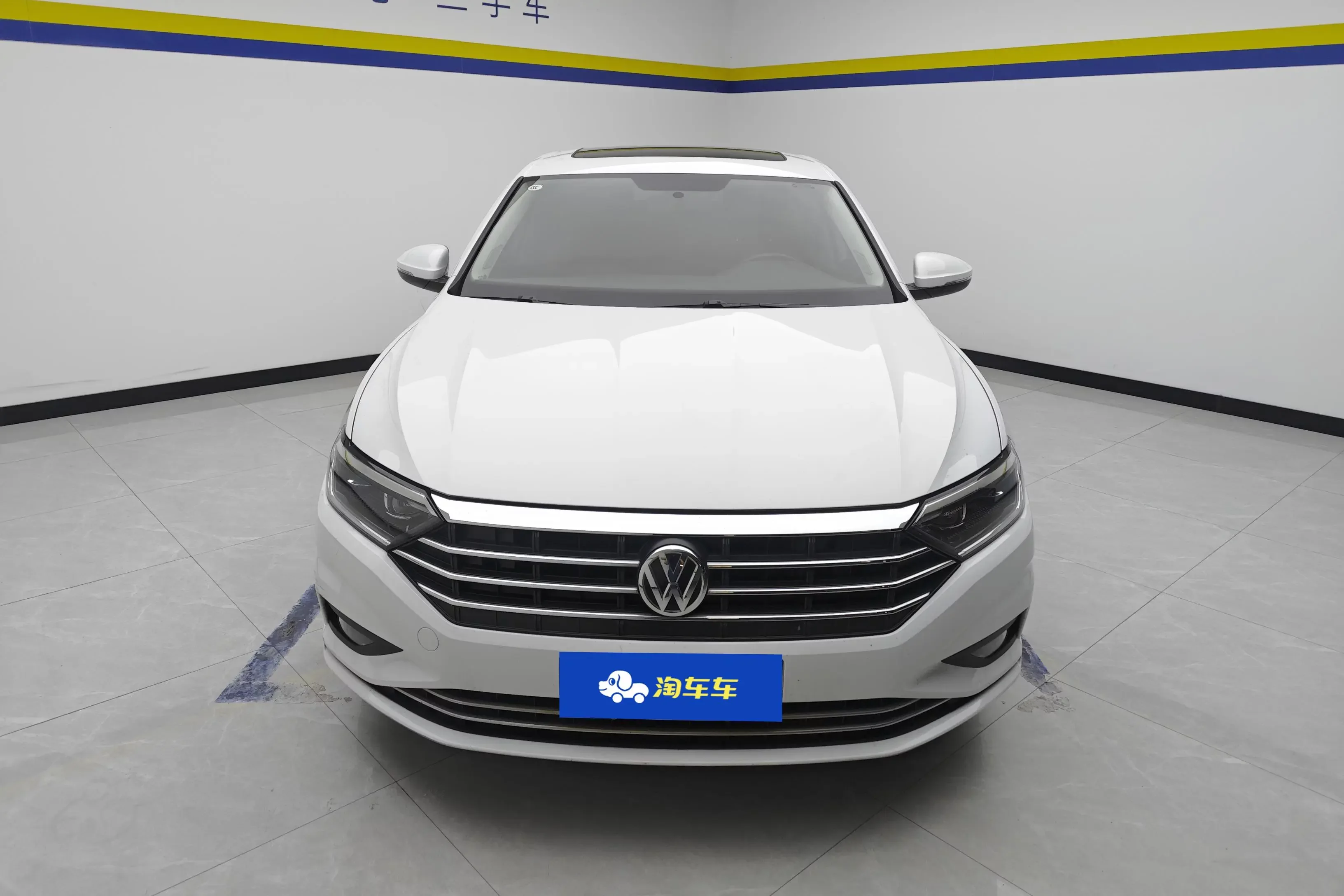 Volkswagen Sagitar