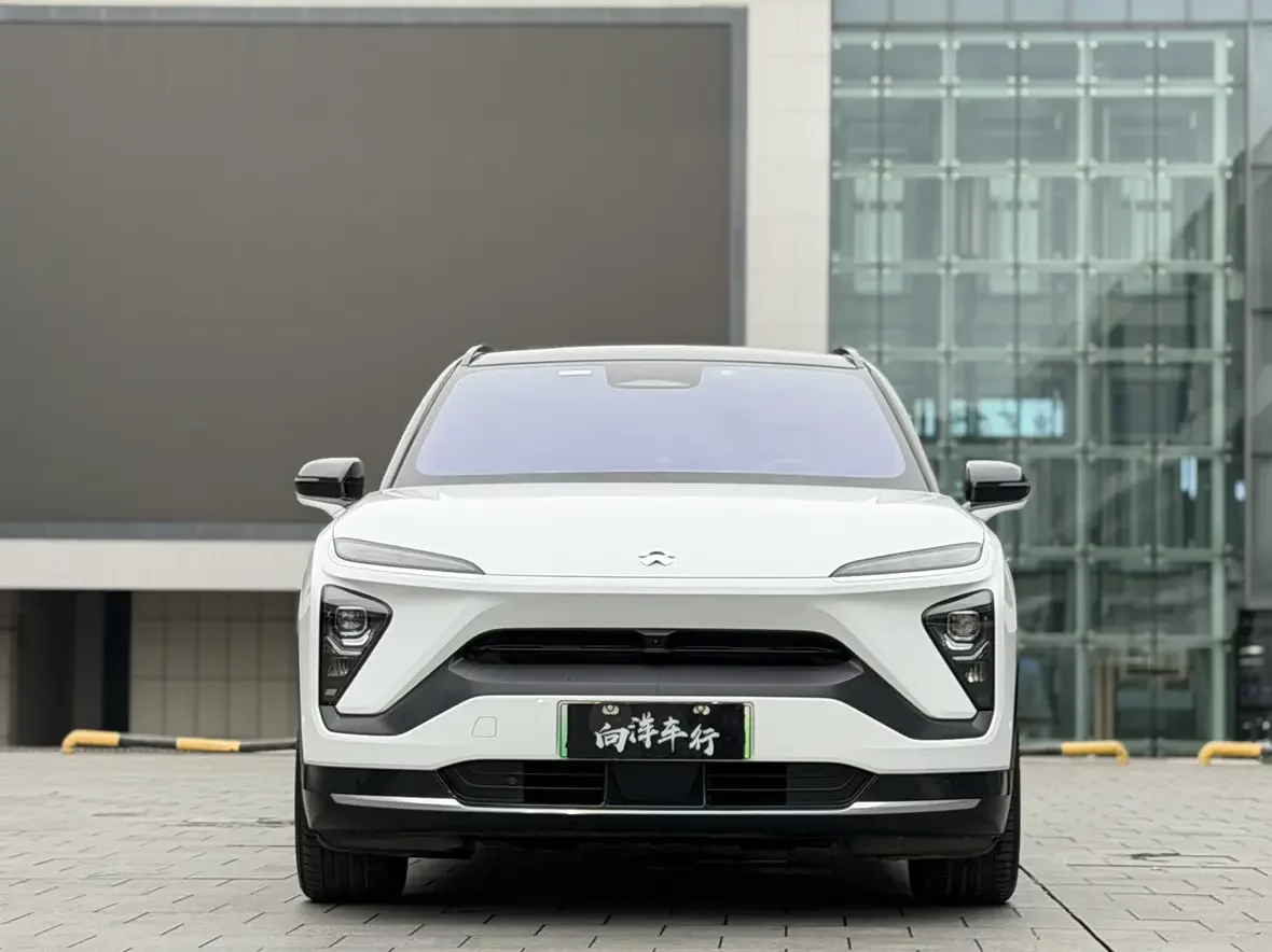 NIO ES6