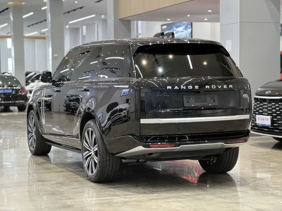 Land Rover range rover