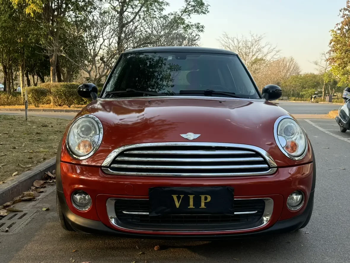 MINI CLUBMAN
