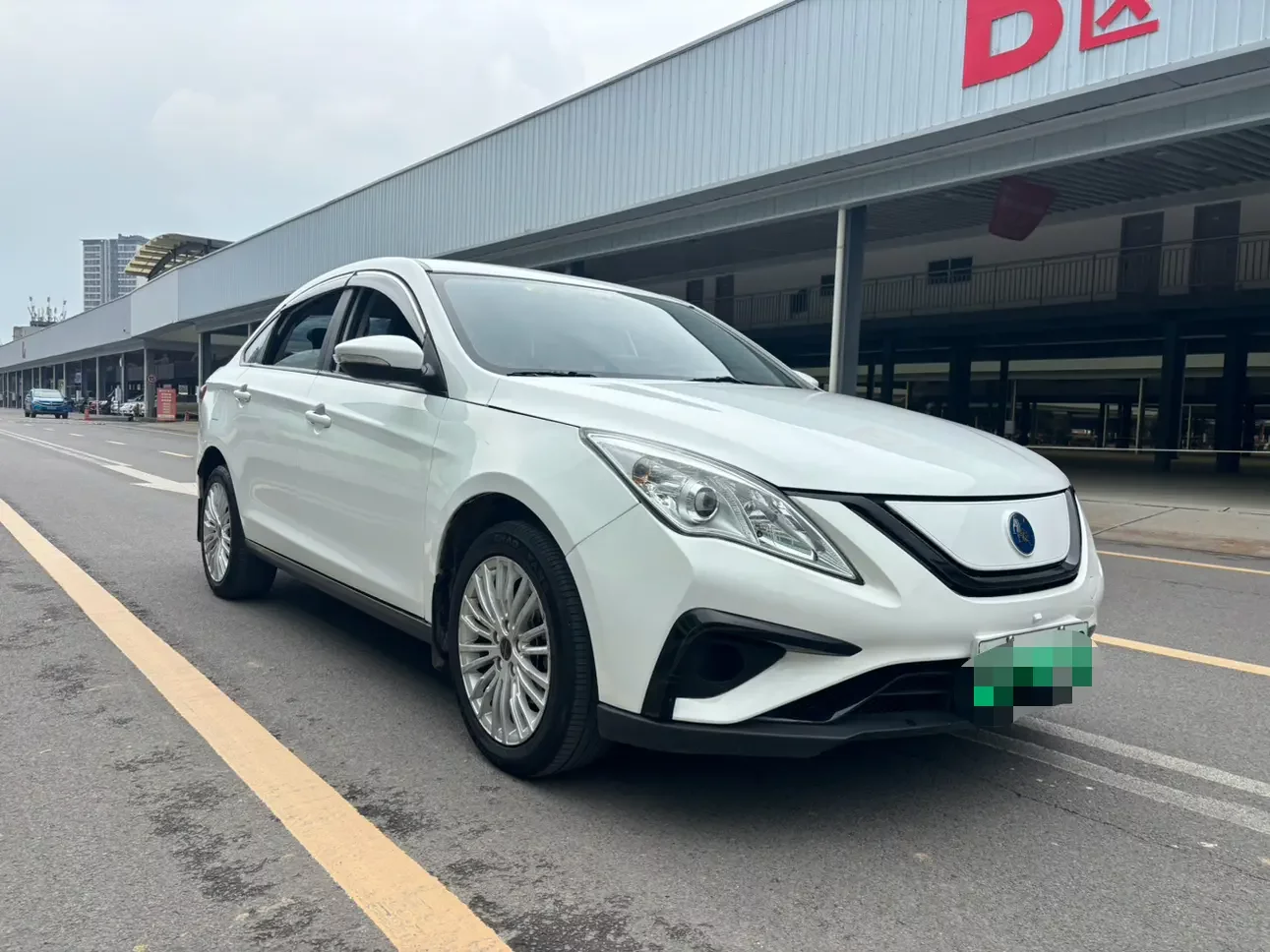 Forthing Fengxing S50 EV