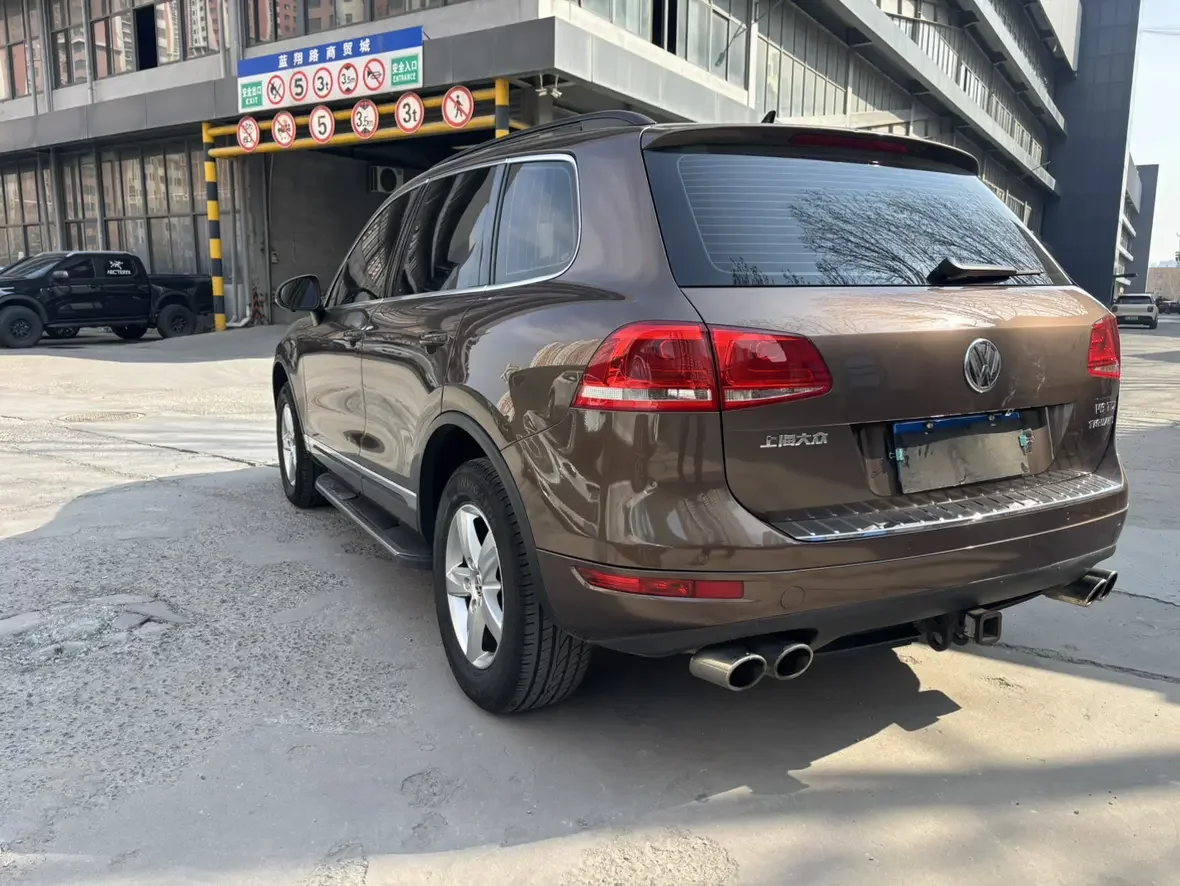 Volkswagen Touareg