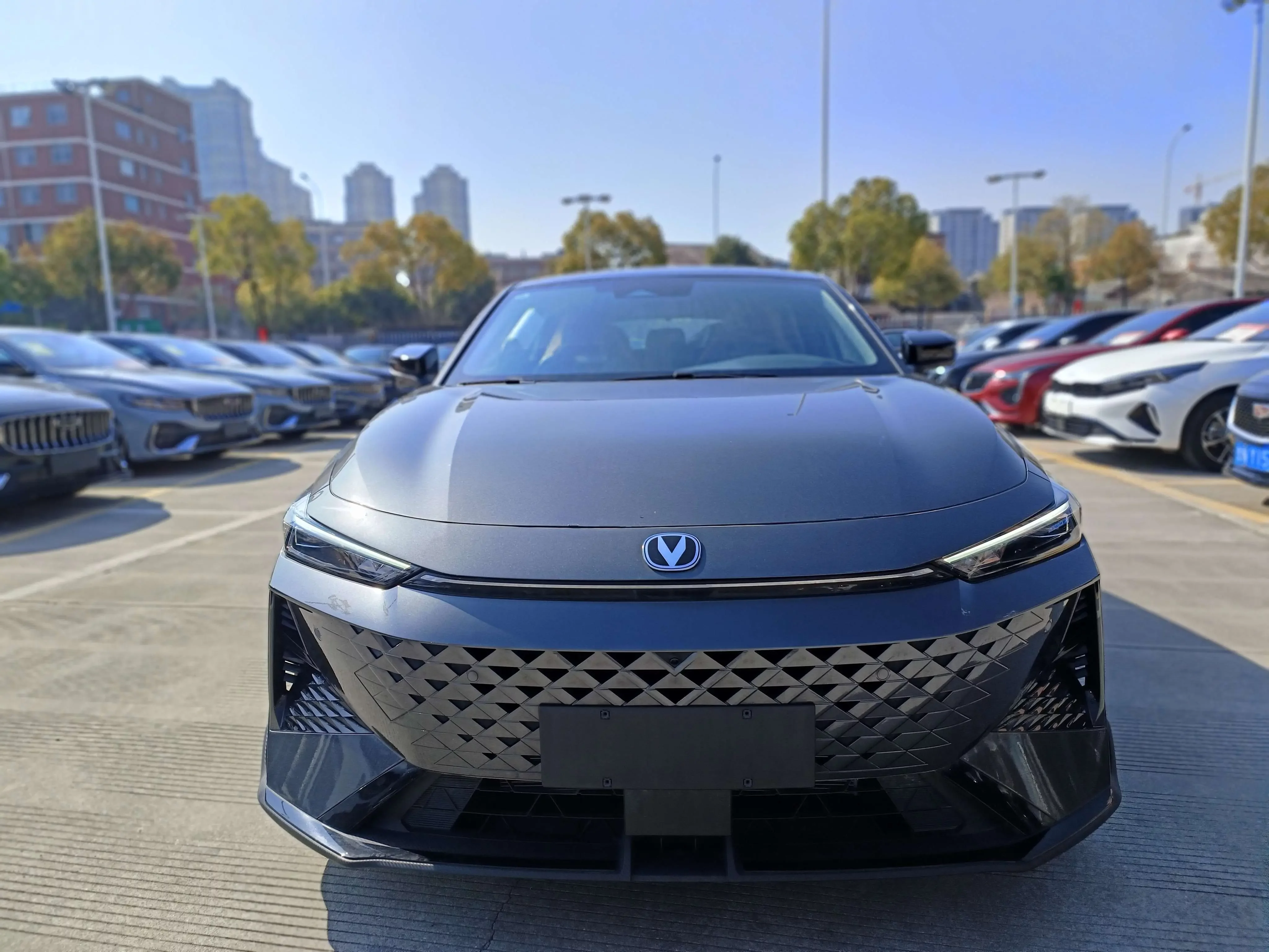 Changan UNI-V