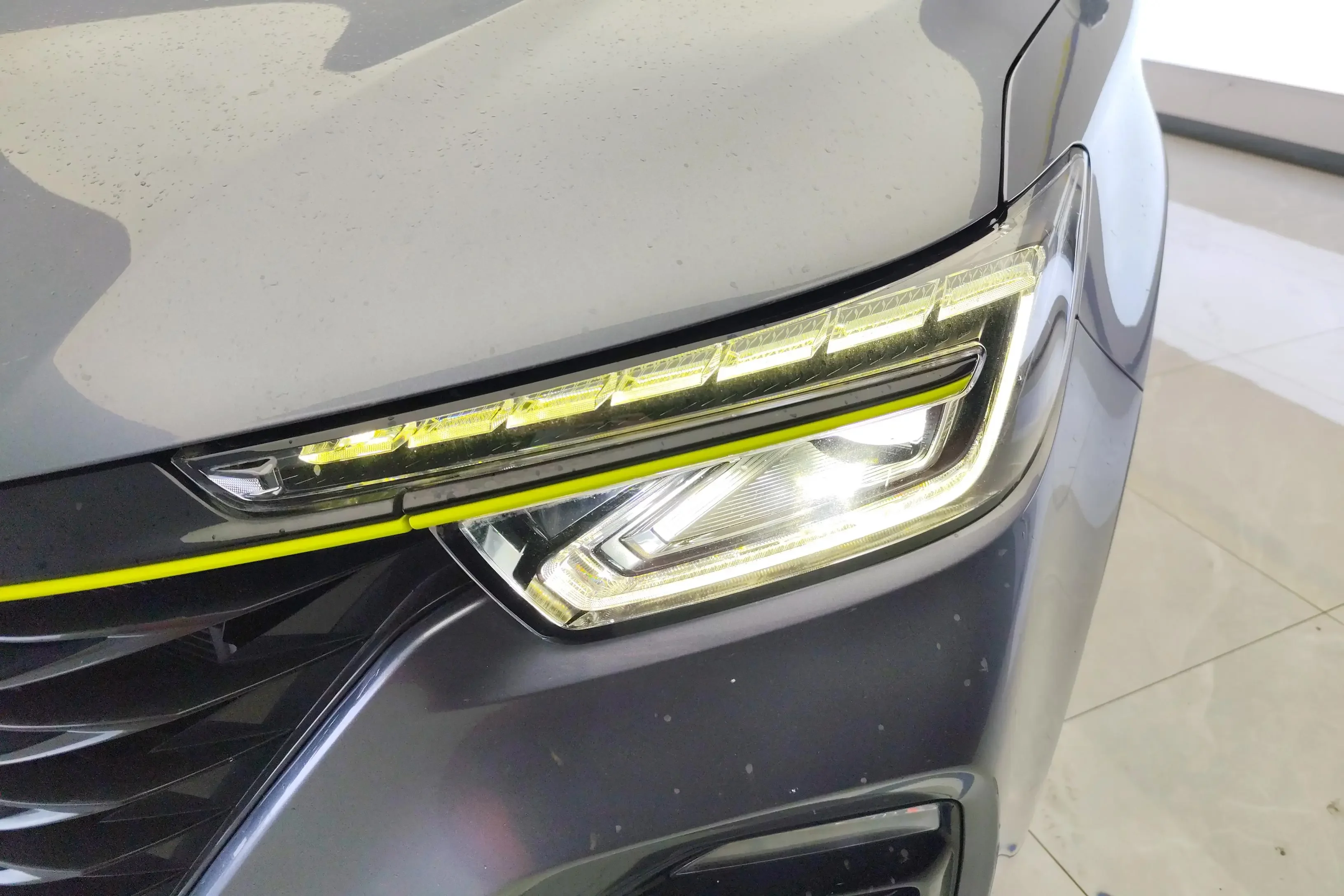 Roewe RX5