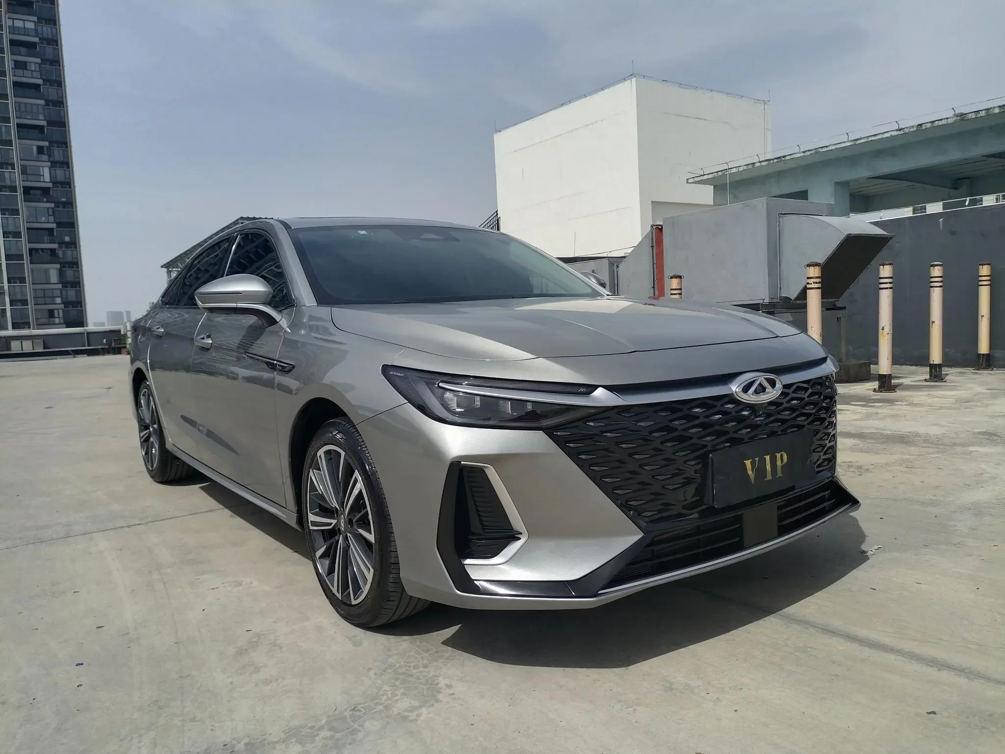Chery Arrizo 8