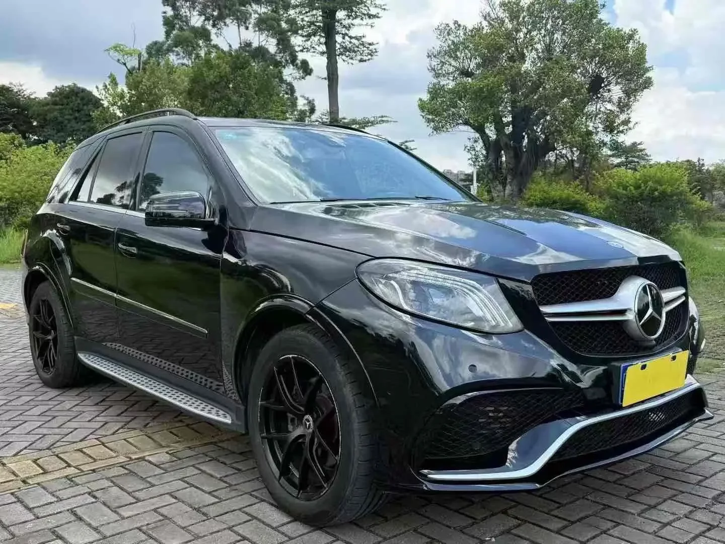 Mercedes-Benz M Class