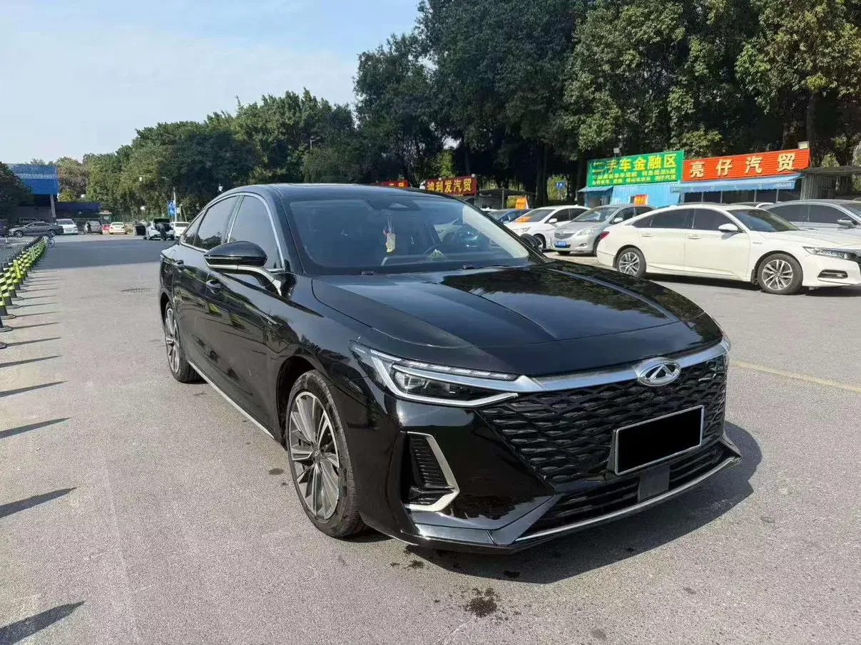 Chery Arrizo 8