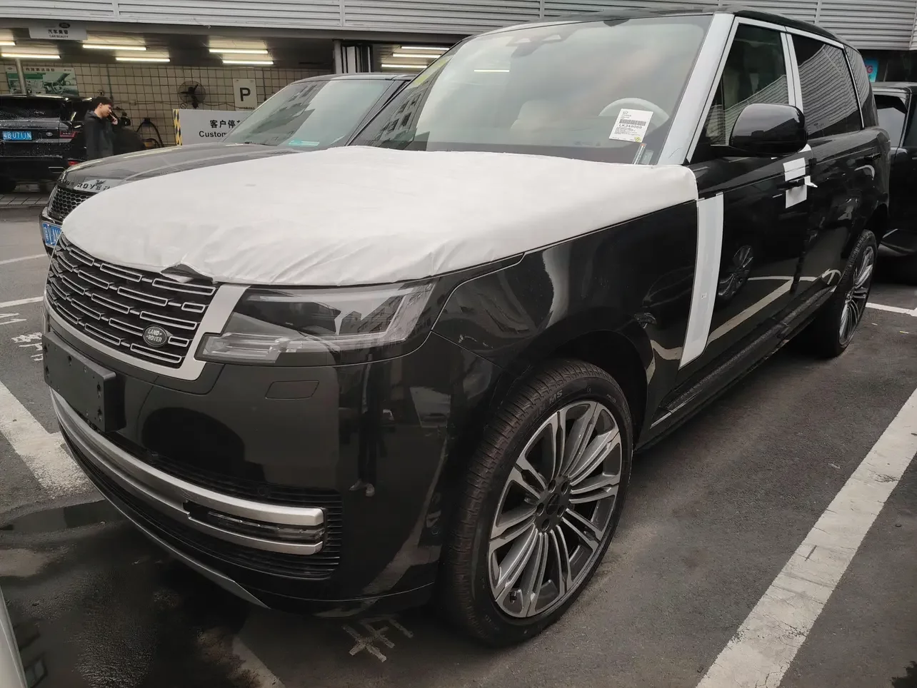 Land Rover range rover