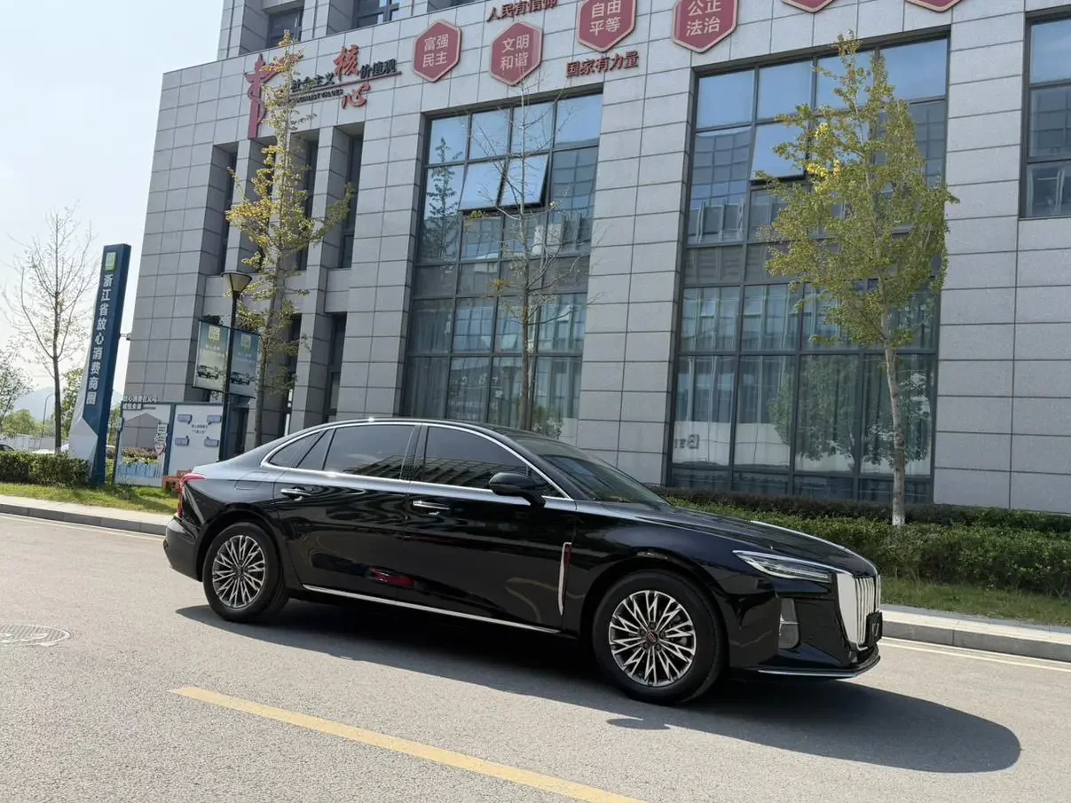 Hongqi H5