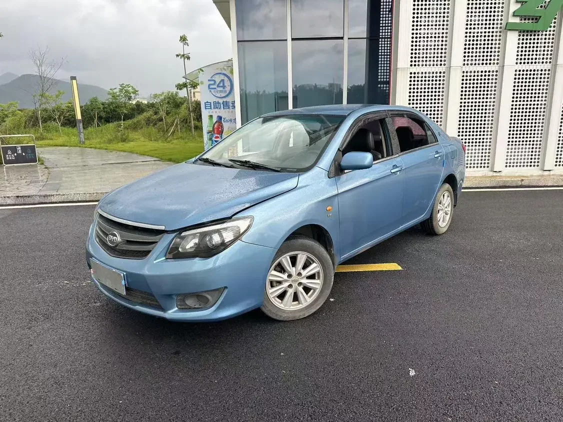 BYD L3
