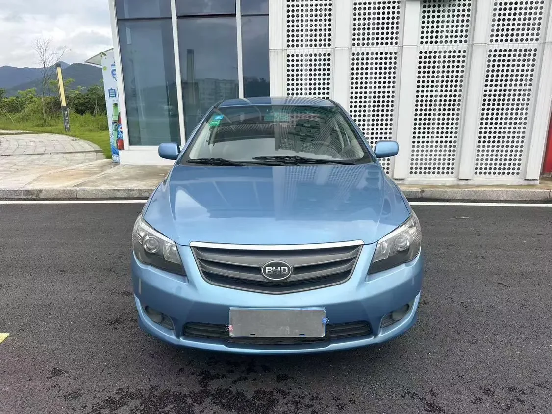 BYD L3