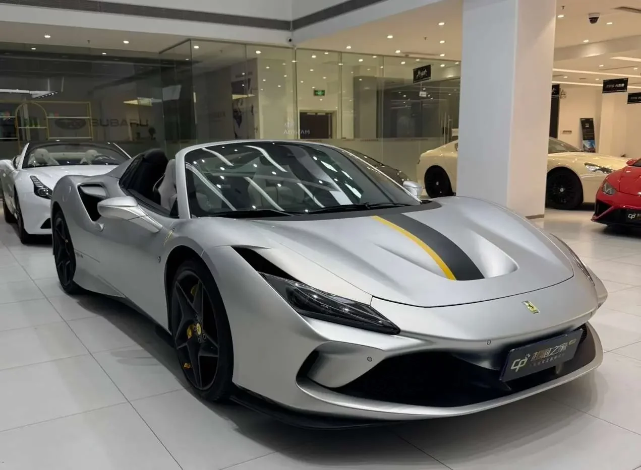 Ferrari F8