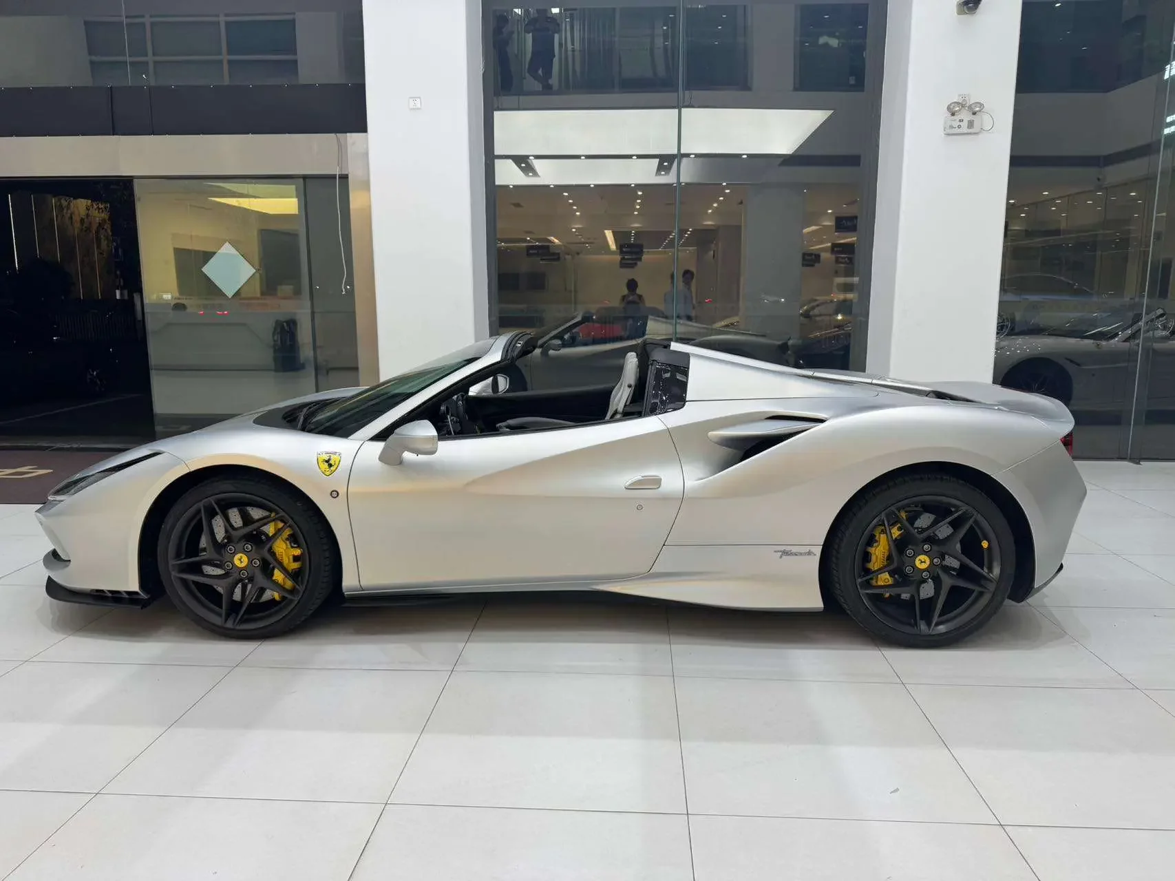 Ferrari F8