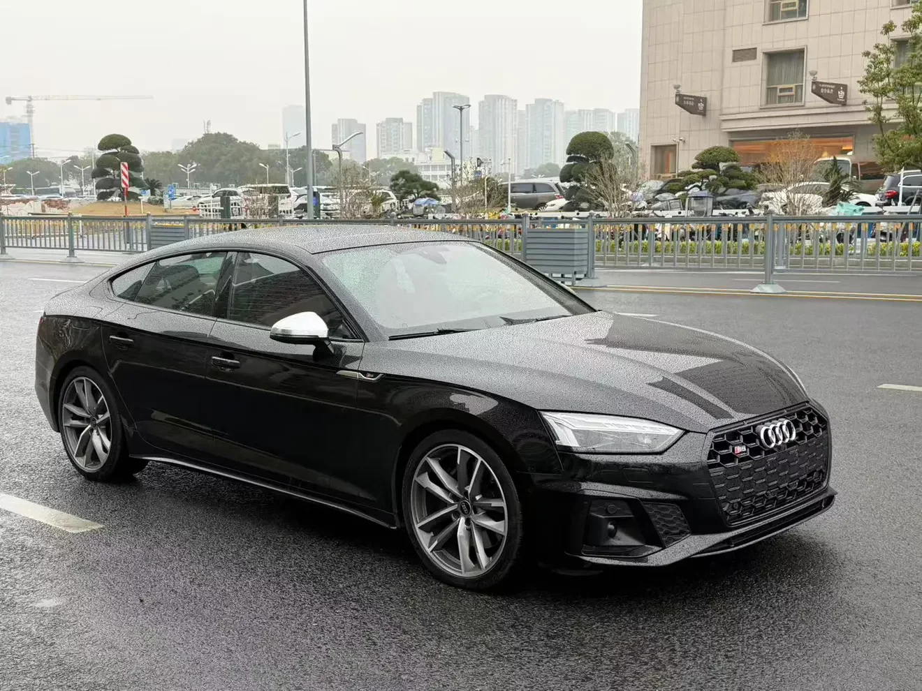 Audi S5