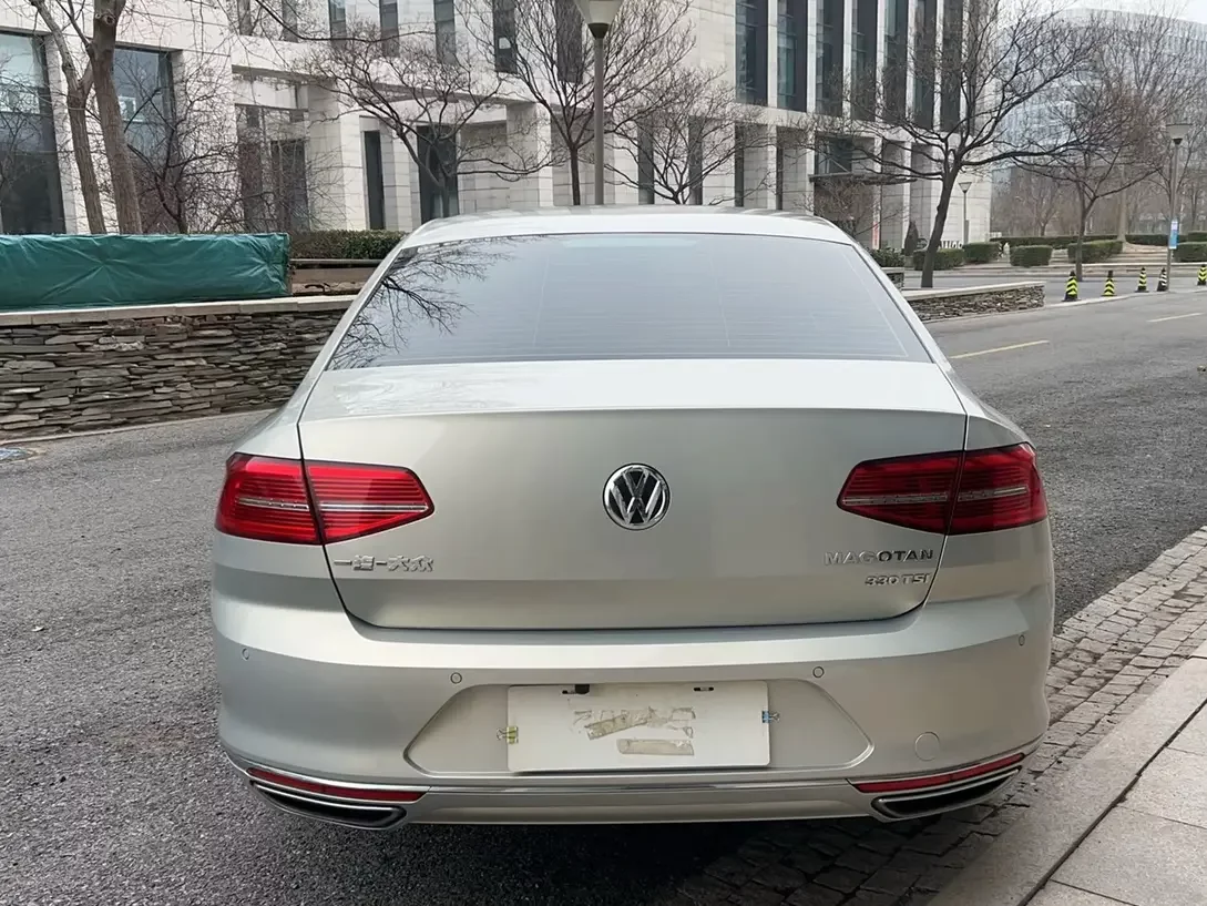 Volkswagen Magotan