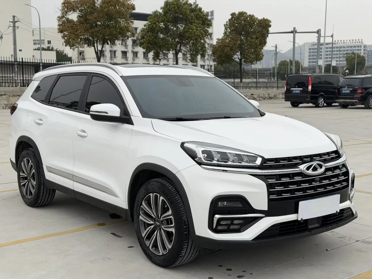 Chery Tiggo 8