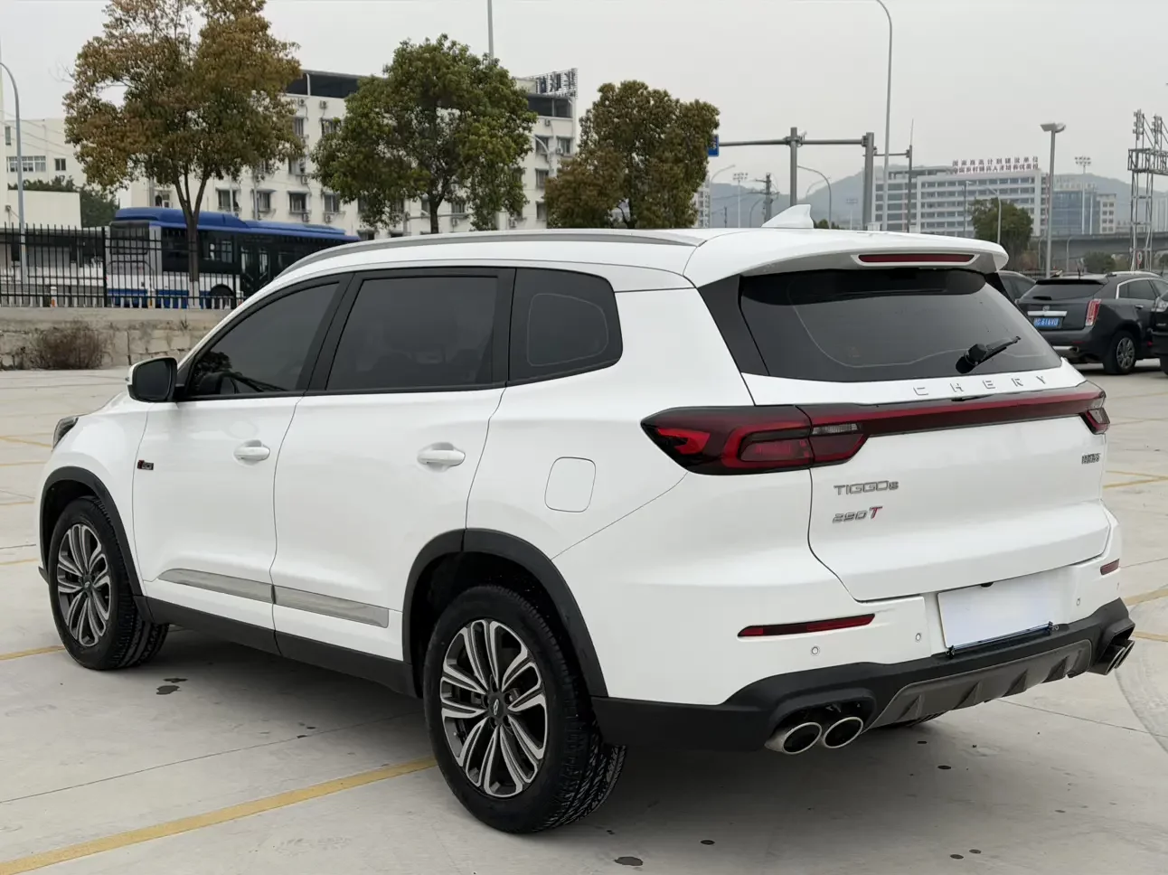 Chery Tiggo 8