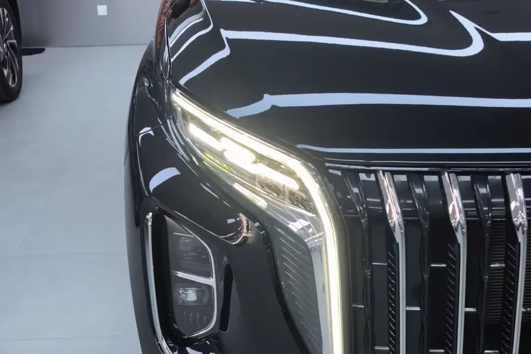 Hongqi HS7 PHEV