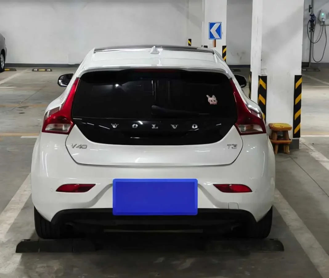 Volvo V40