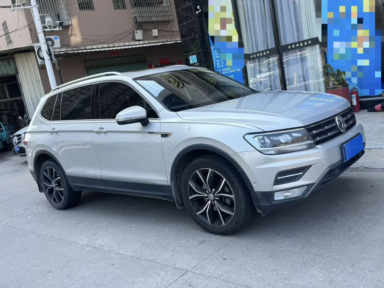 Volkswagen Tiguan L