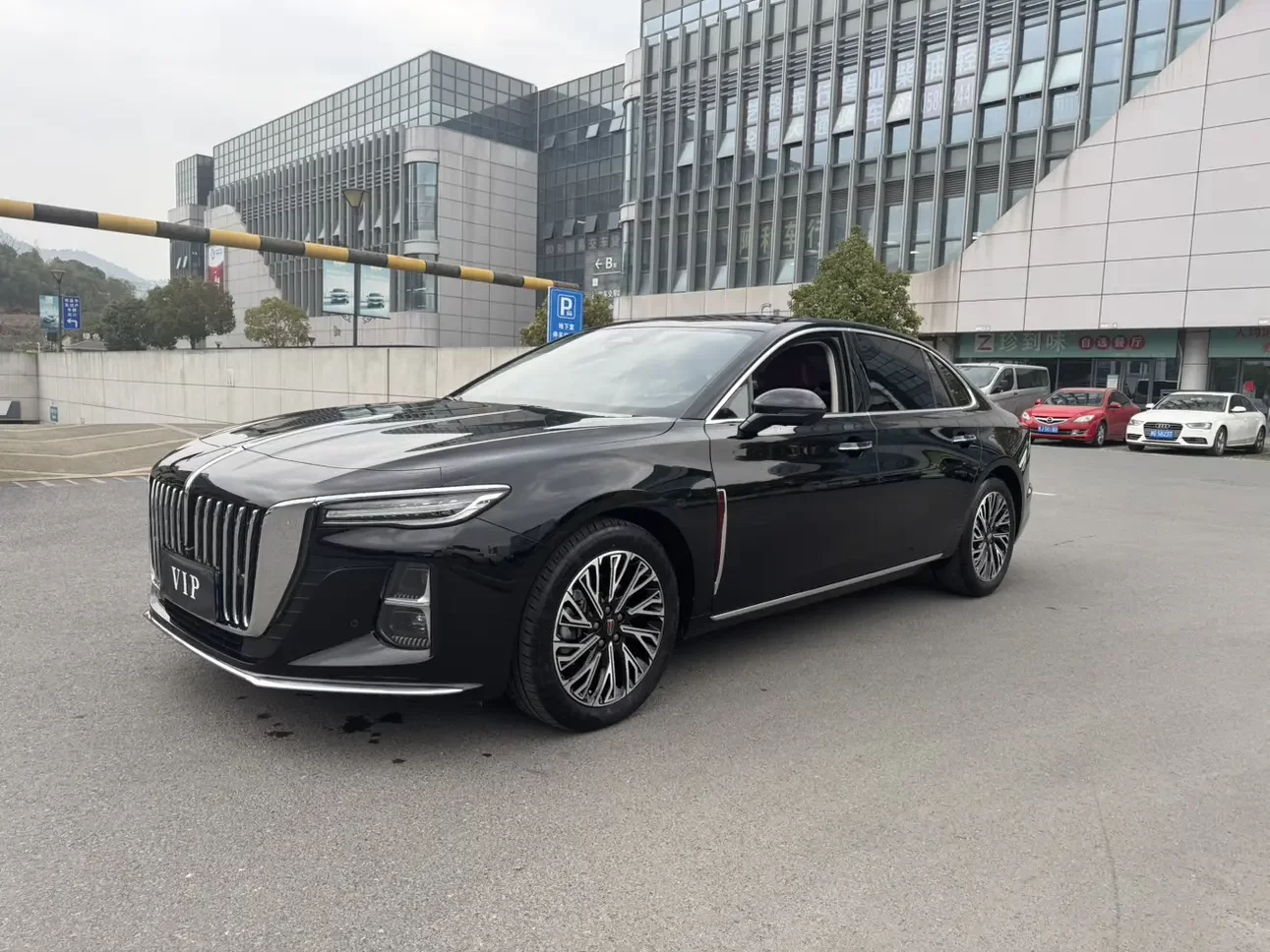 Hongqi H5