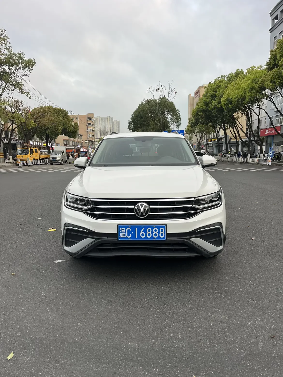 Volkswagen Tiguan L