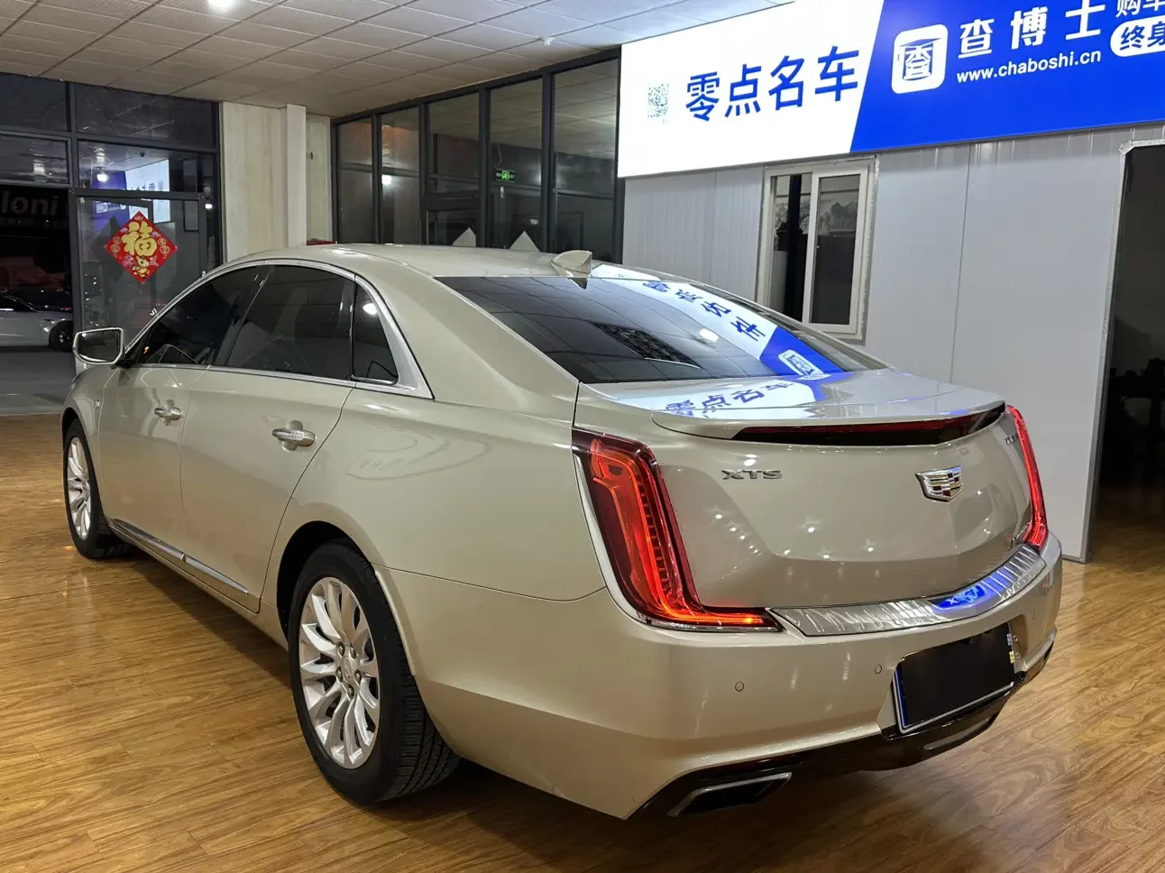 Cadillac XTS