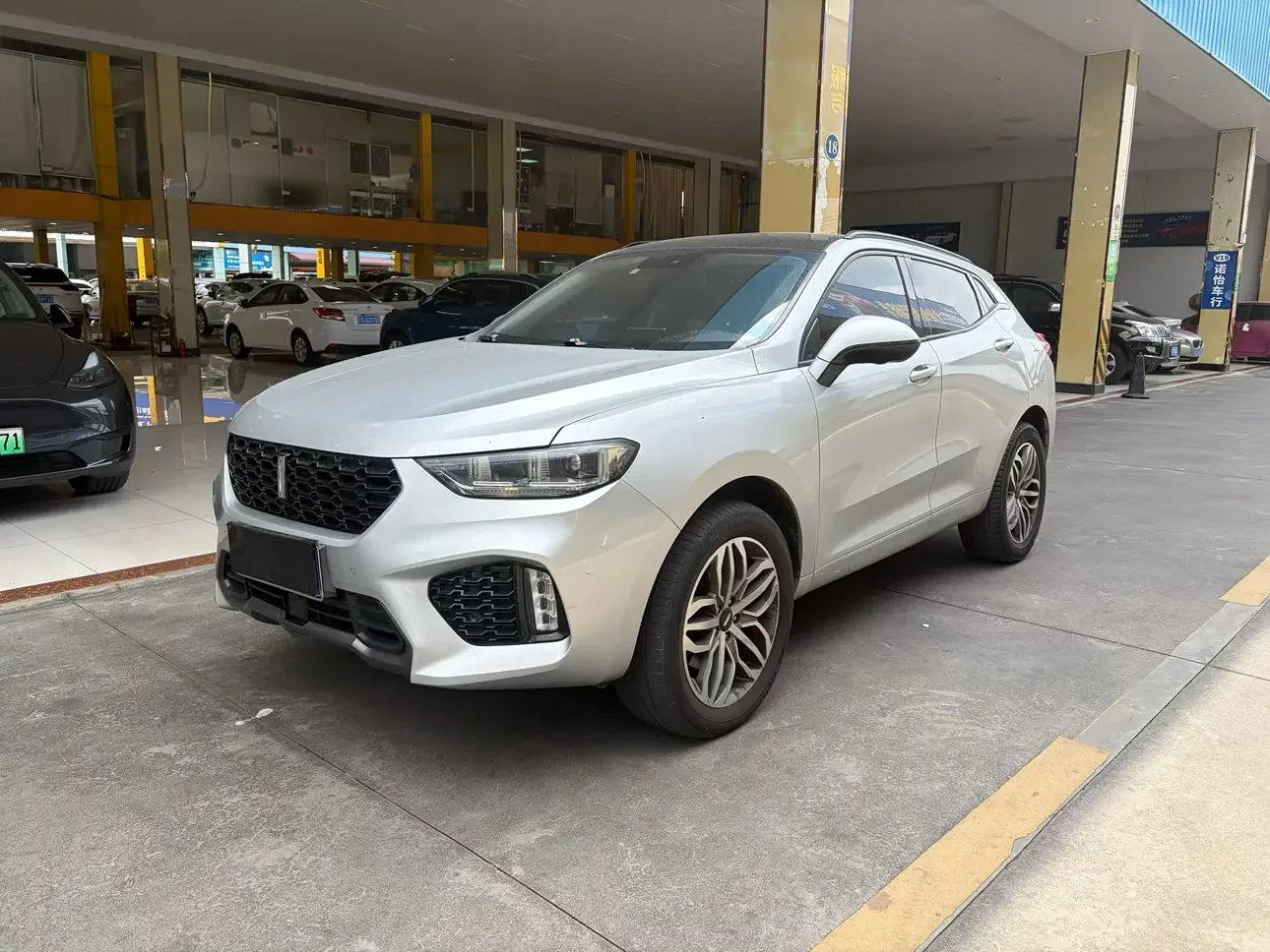 Wey Wei brand VV5