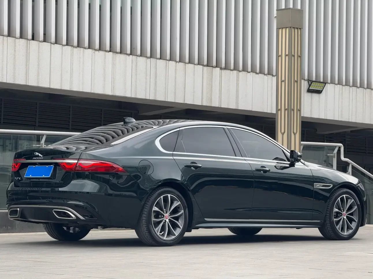 Jaguar XFL