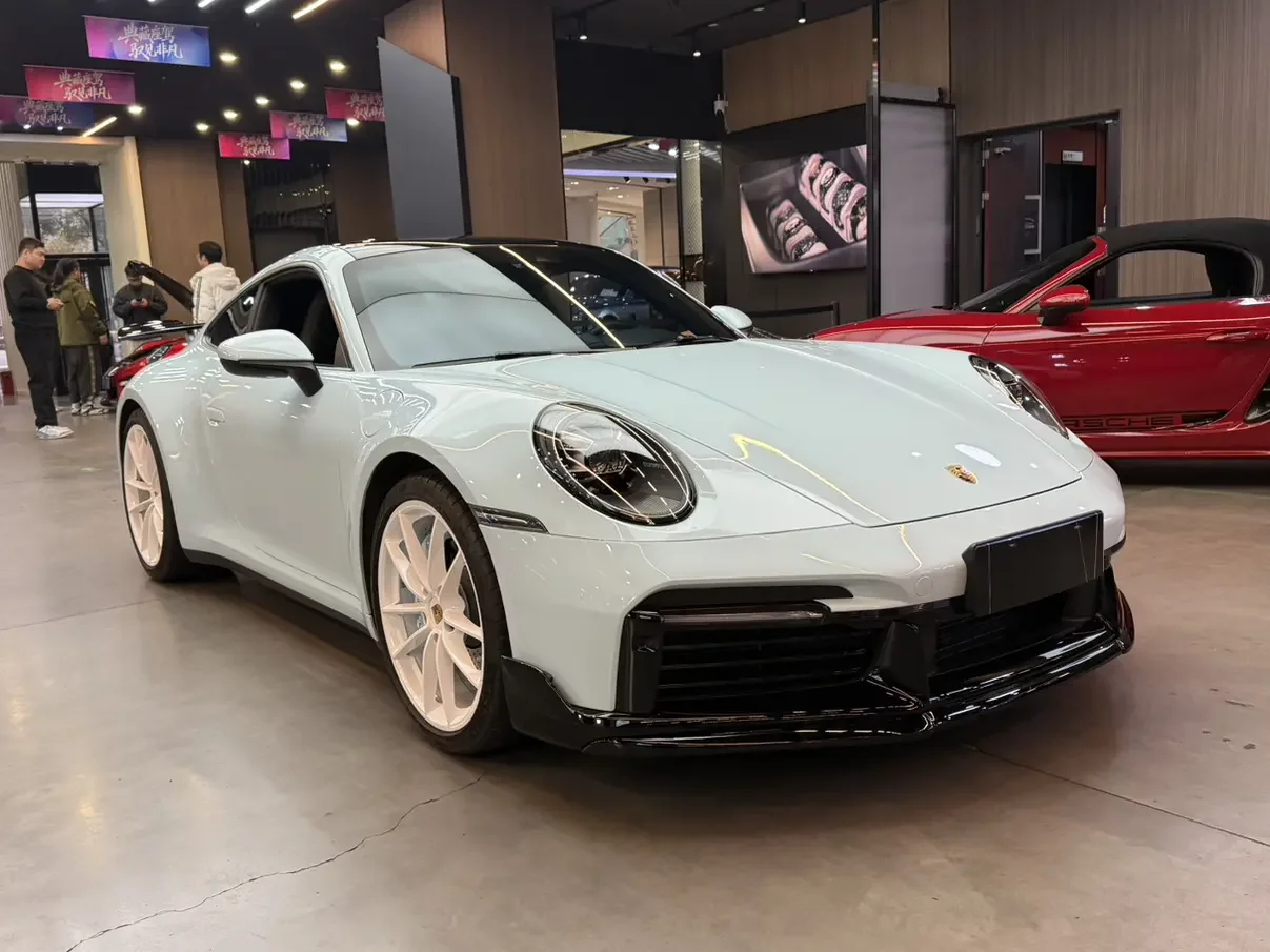 Porsche 911