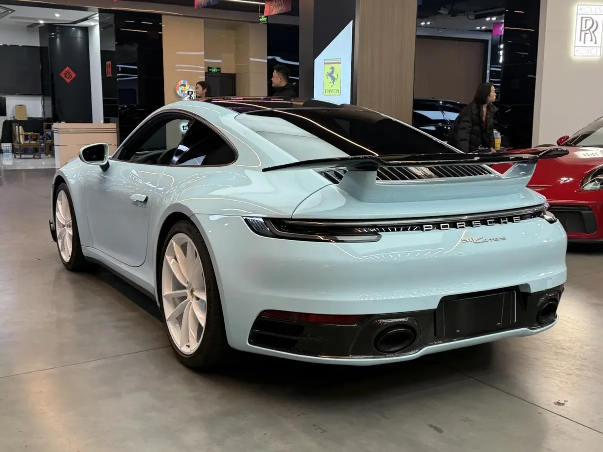 Porsche 911