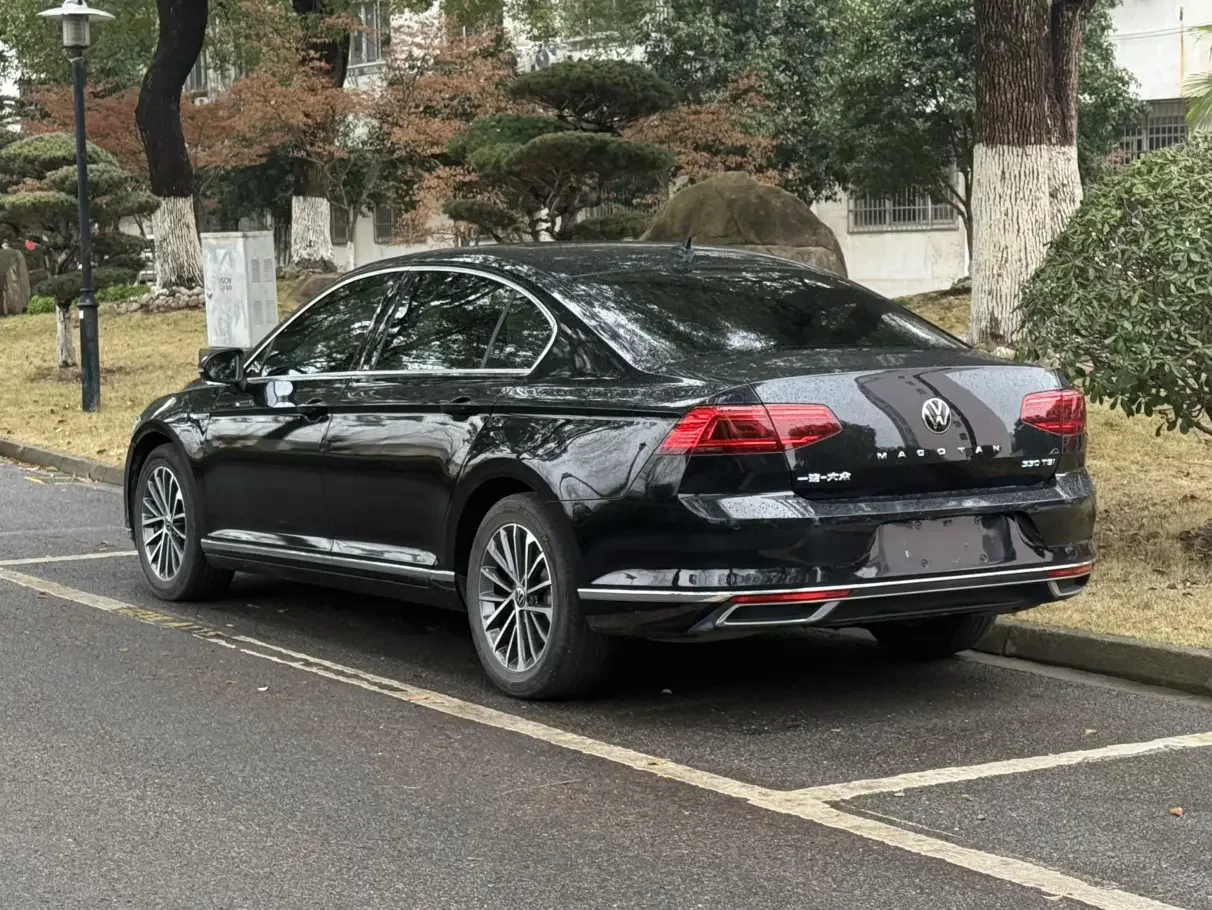 Volkswagen Magotan