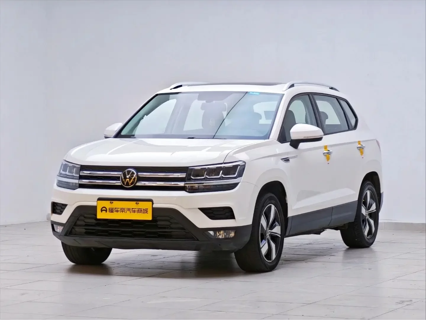 Volkswagen Tharu