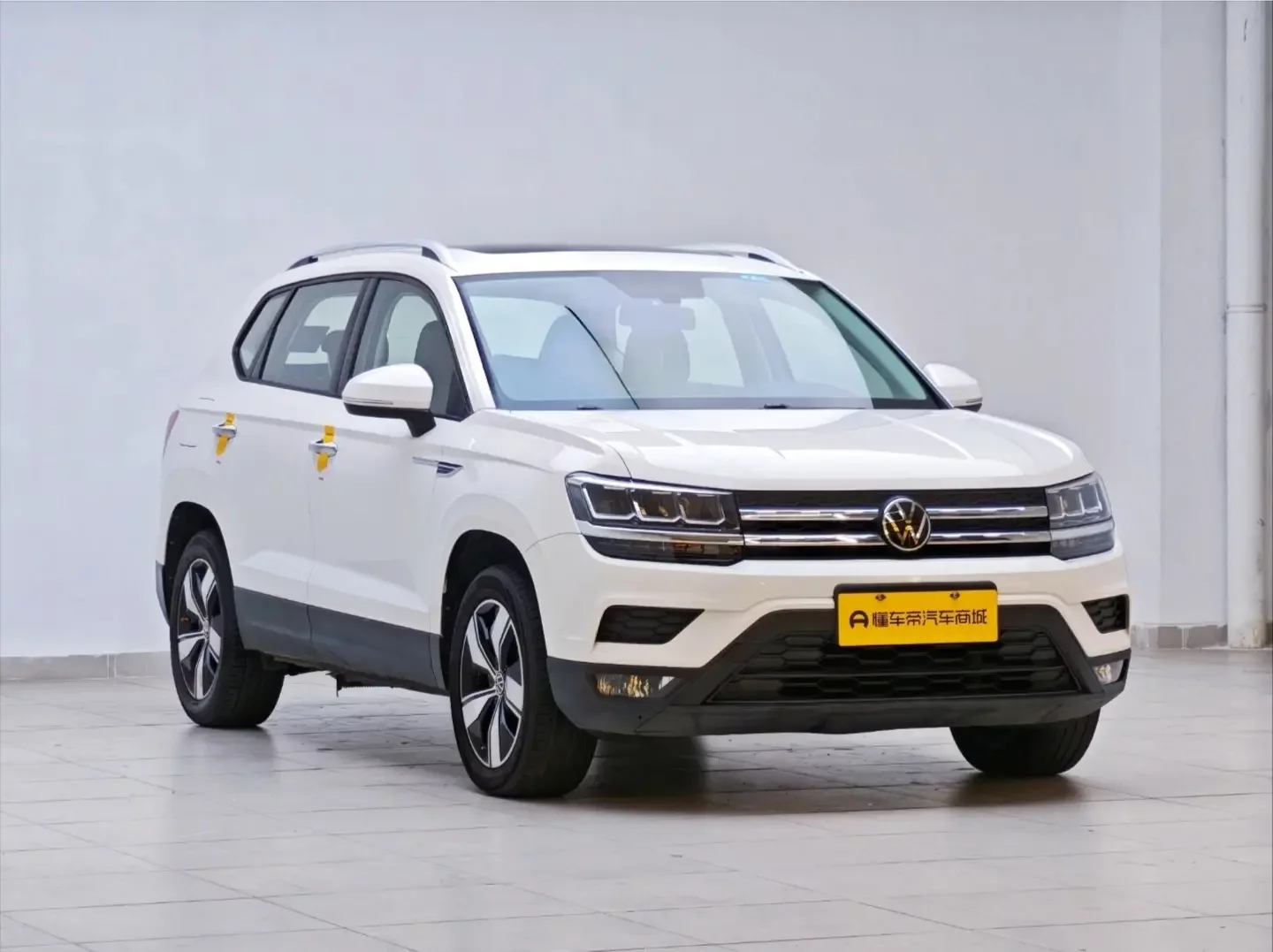 Volkswagen Tharu