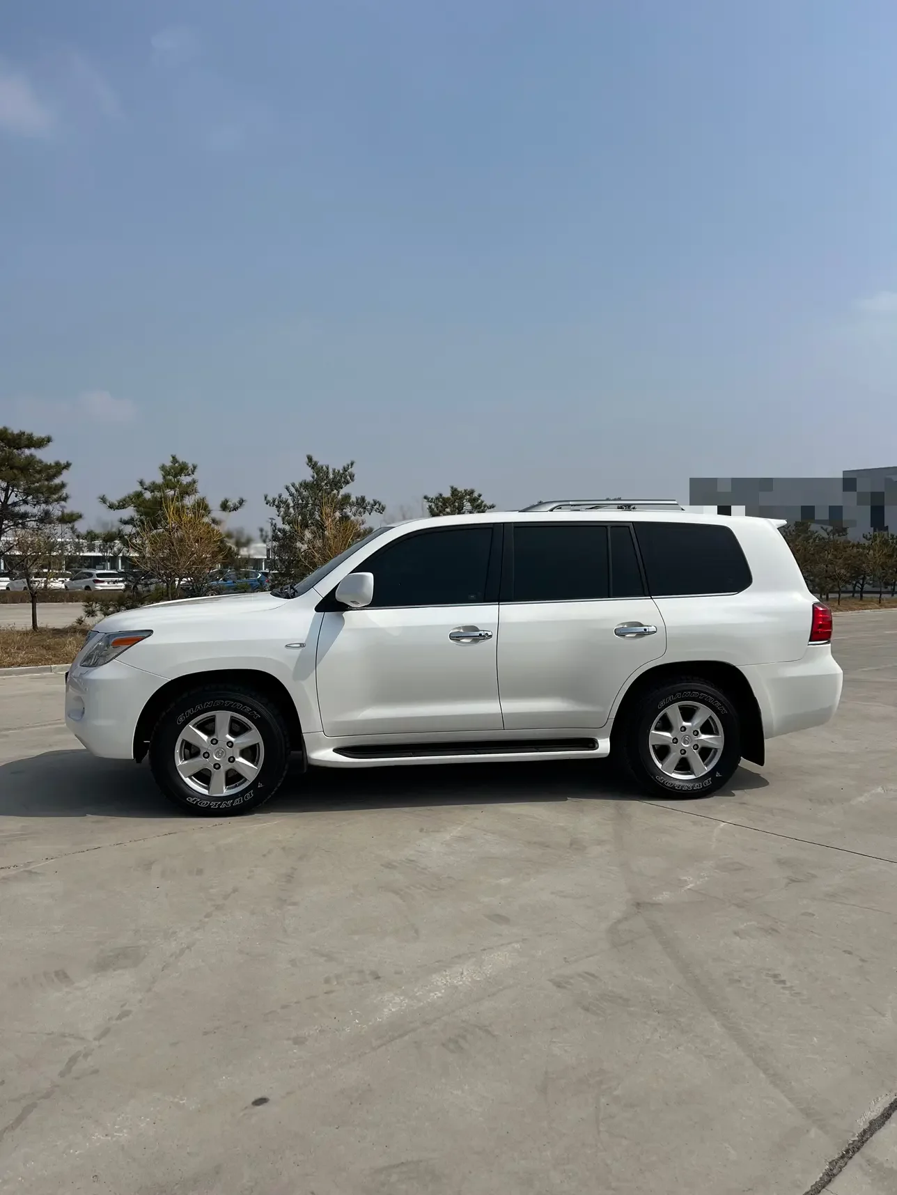 Lexus LX