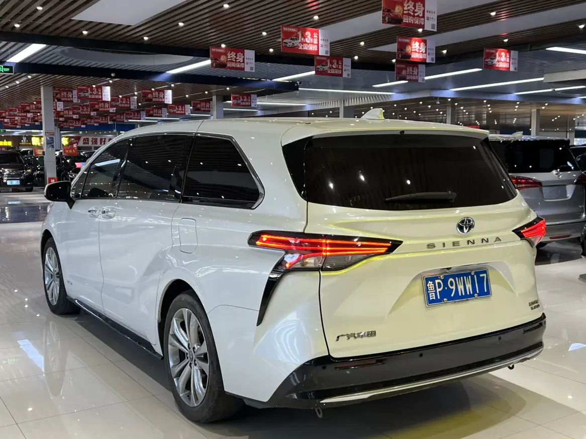 Toyota Sienna