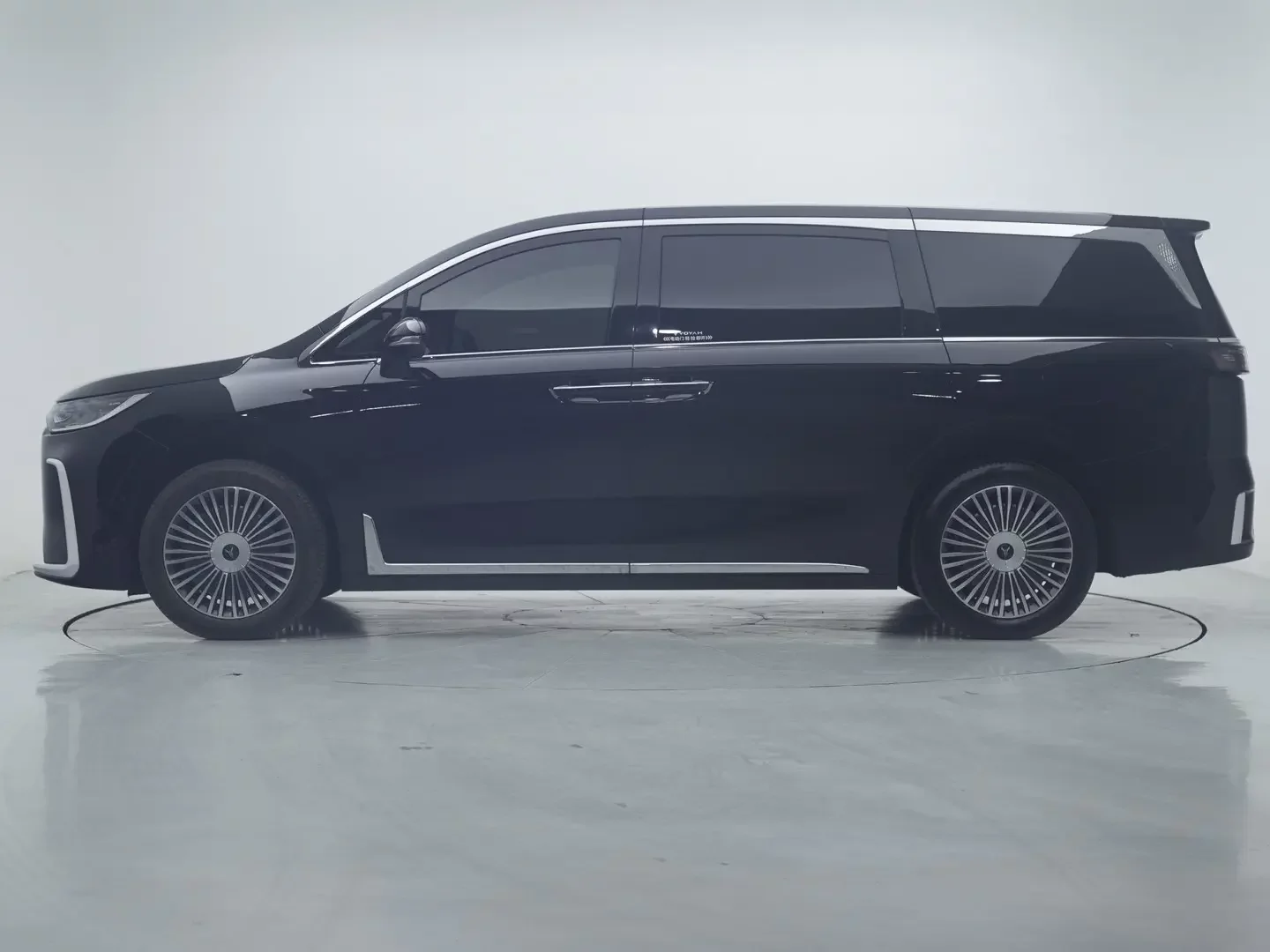 Voyah Lantu Dreamer PHEV