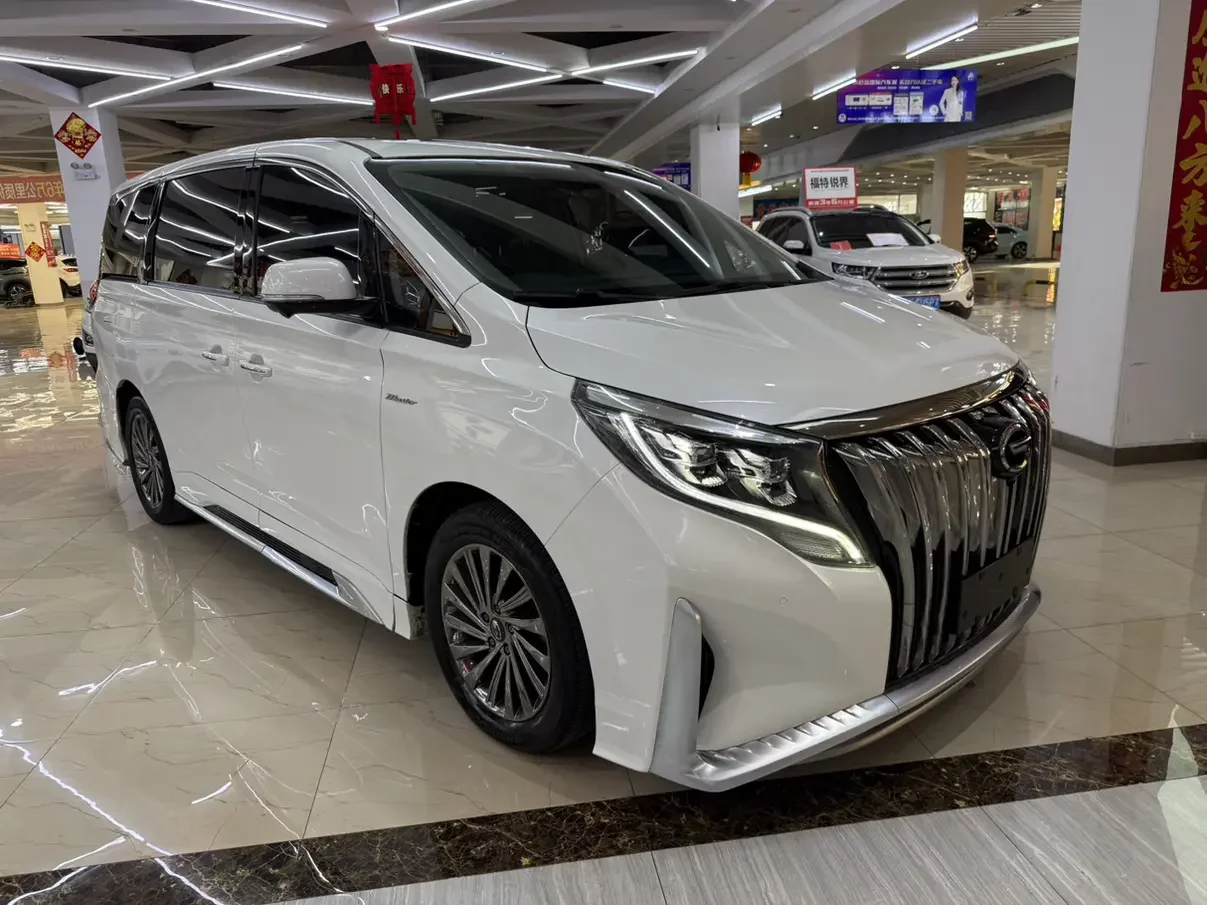 GAC Trumpchi M8