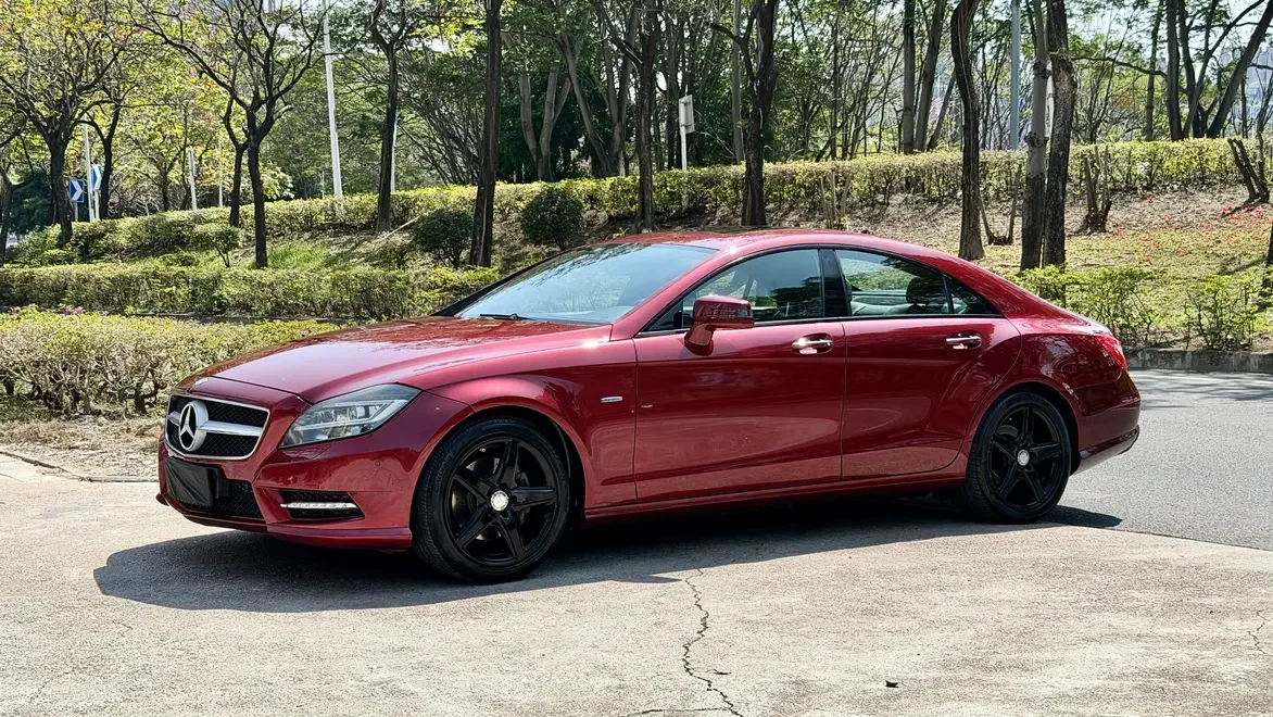 Mercedes-Benz CLS