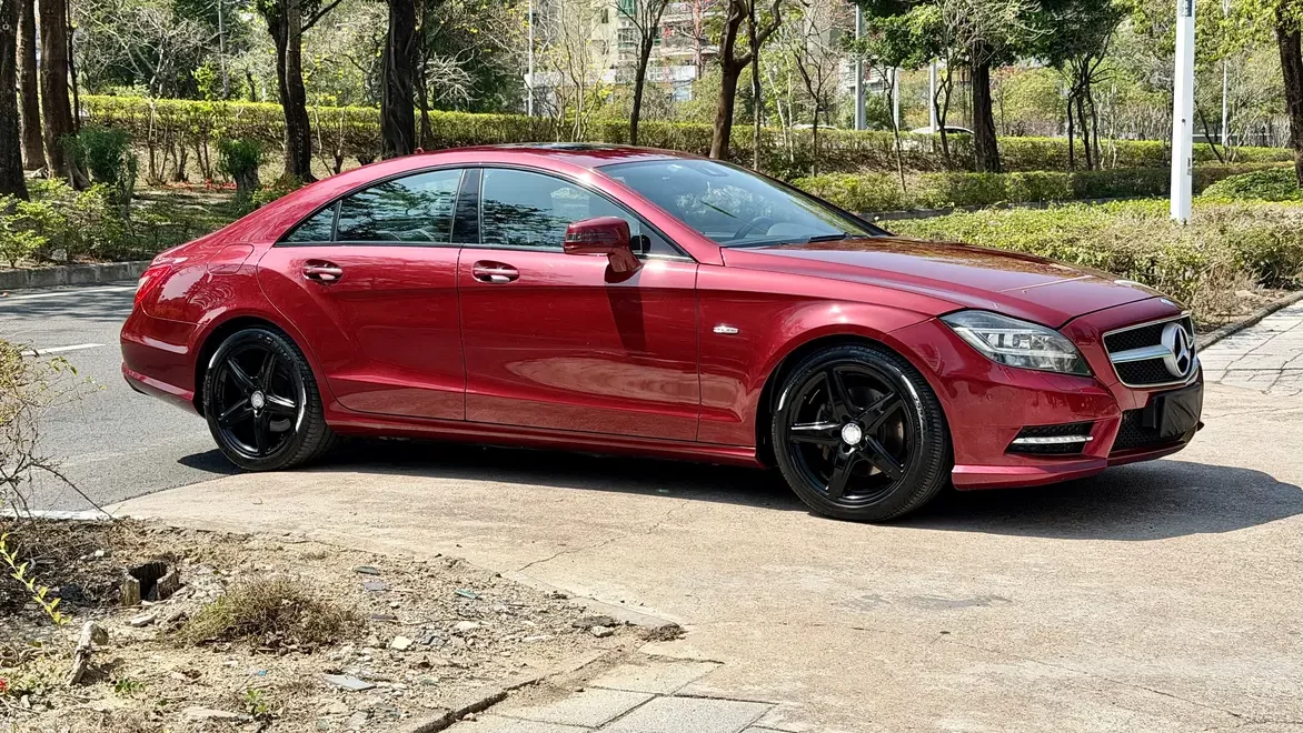 Mercedes-Benz CLS