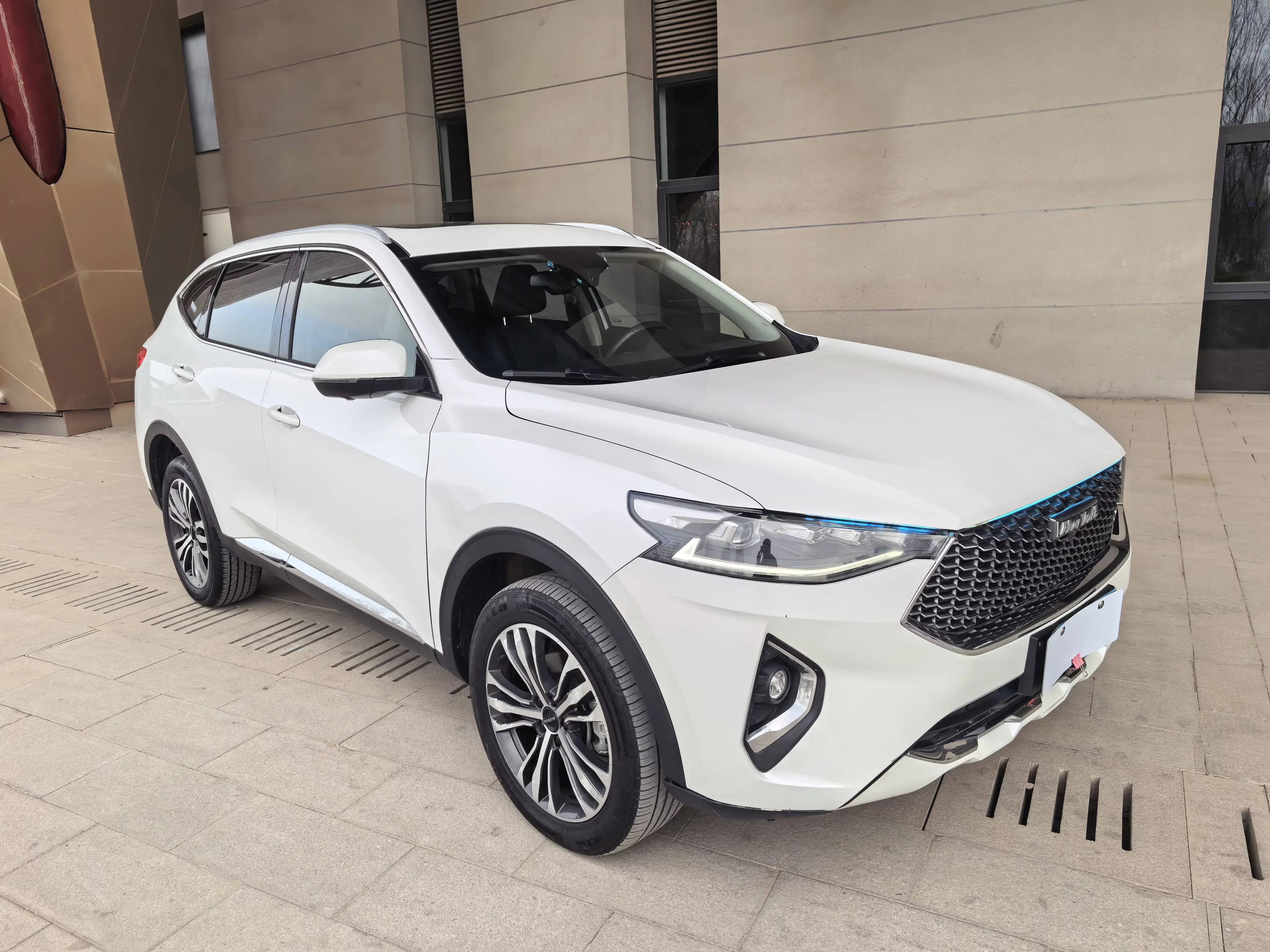 Haval F7