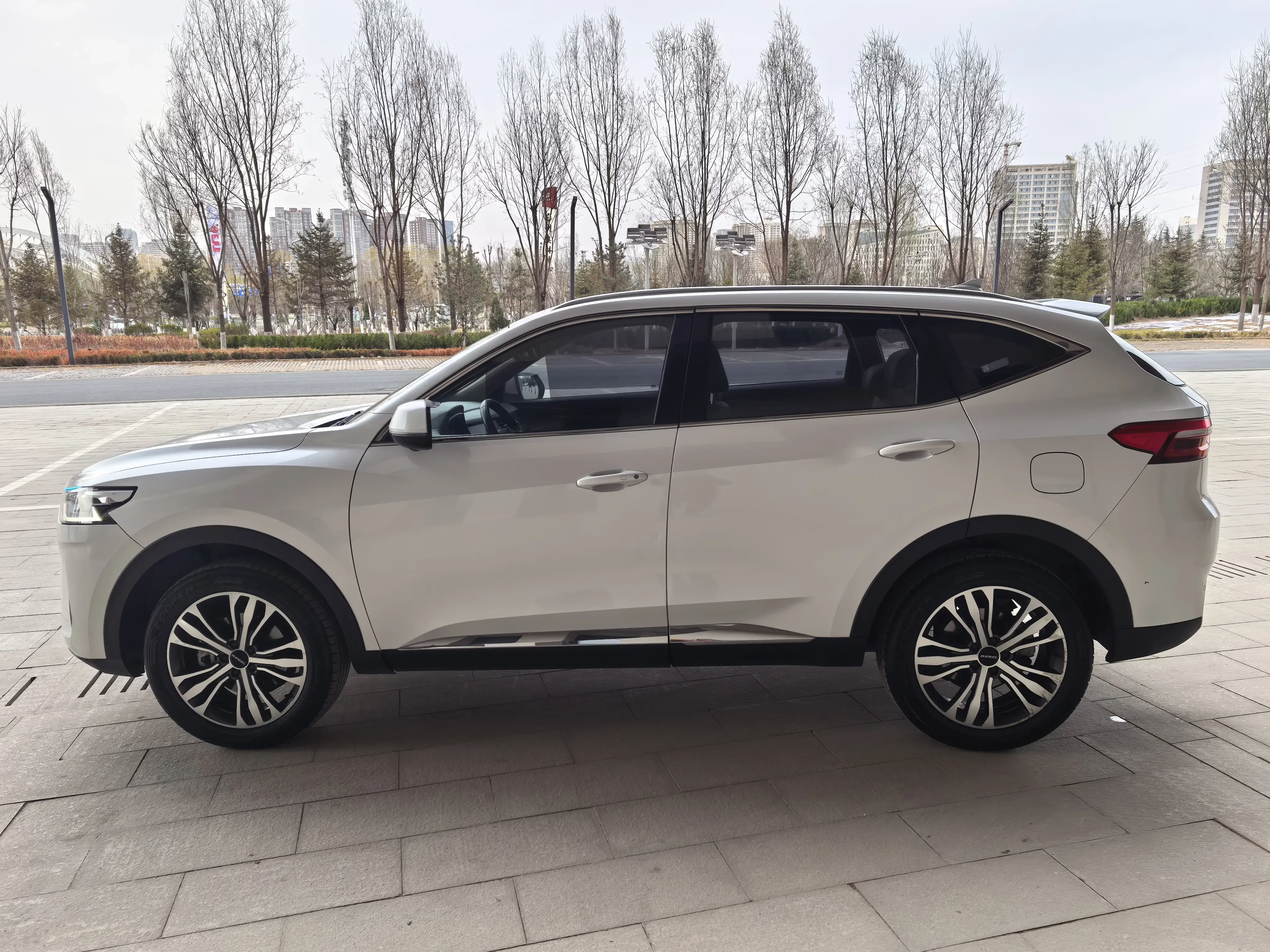 Haval F7