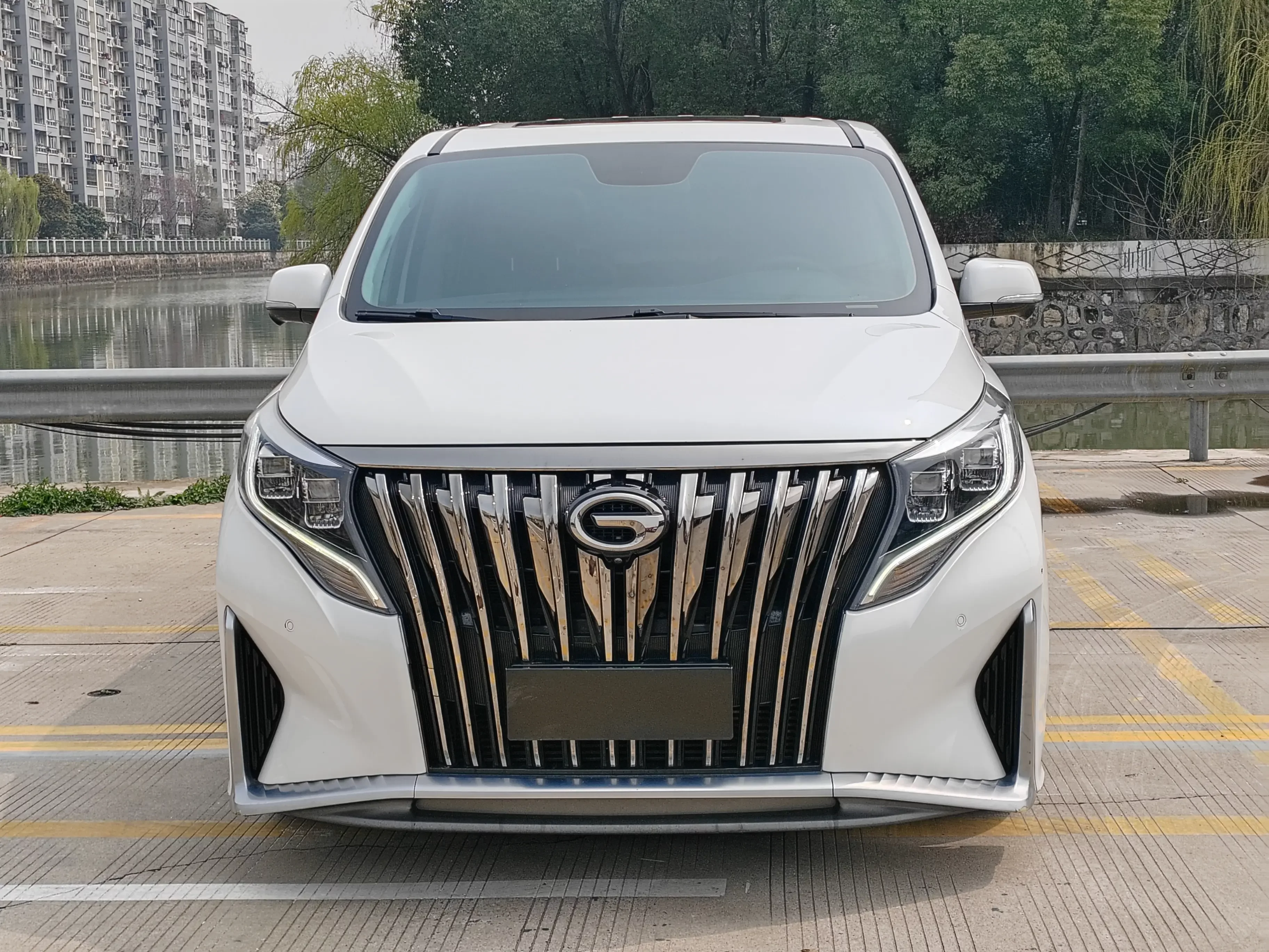 GAC Trumpchi M8